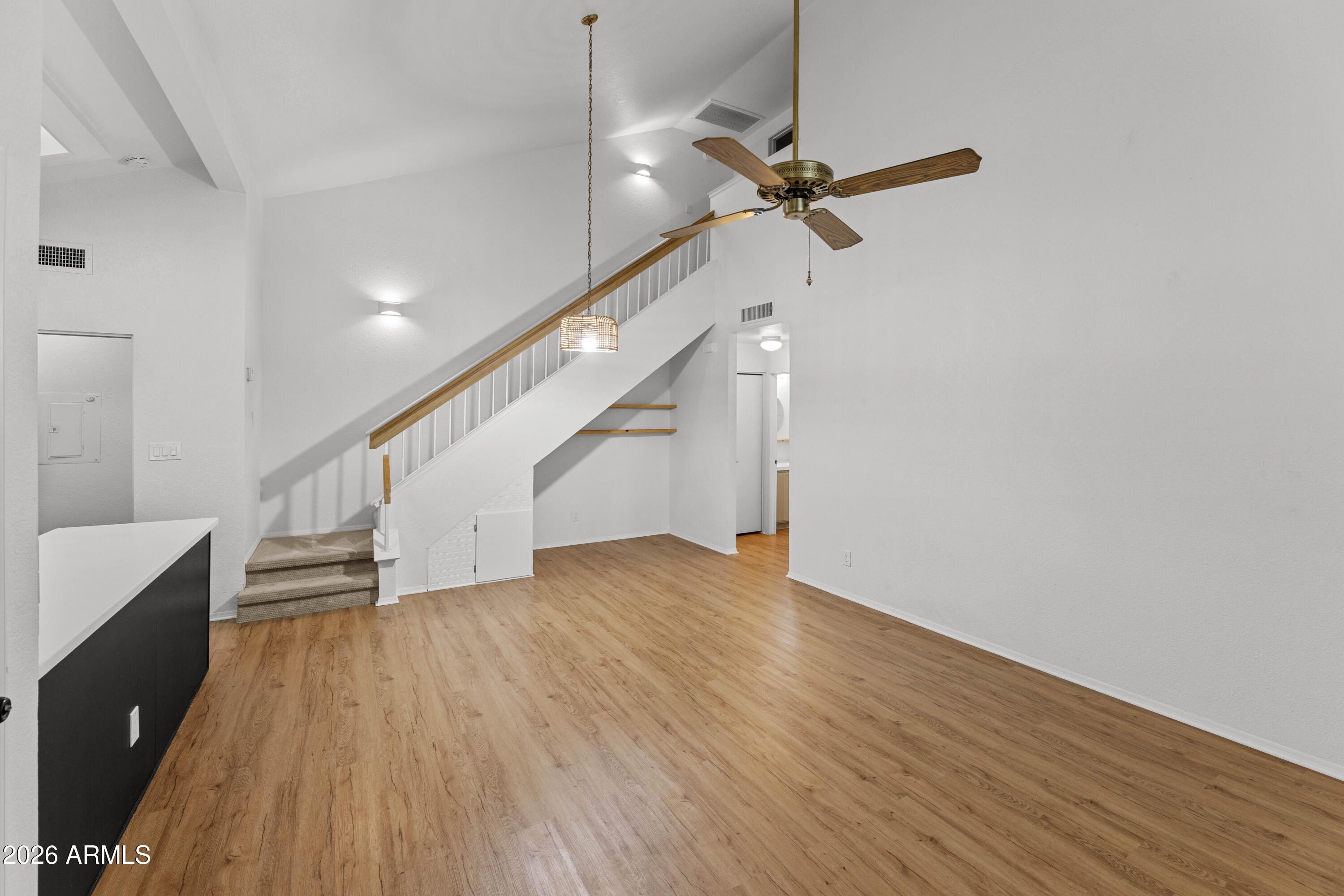 2201 N COMANCHE Drive 1028