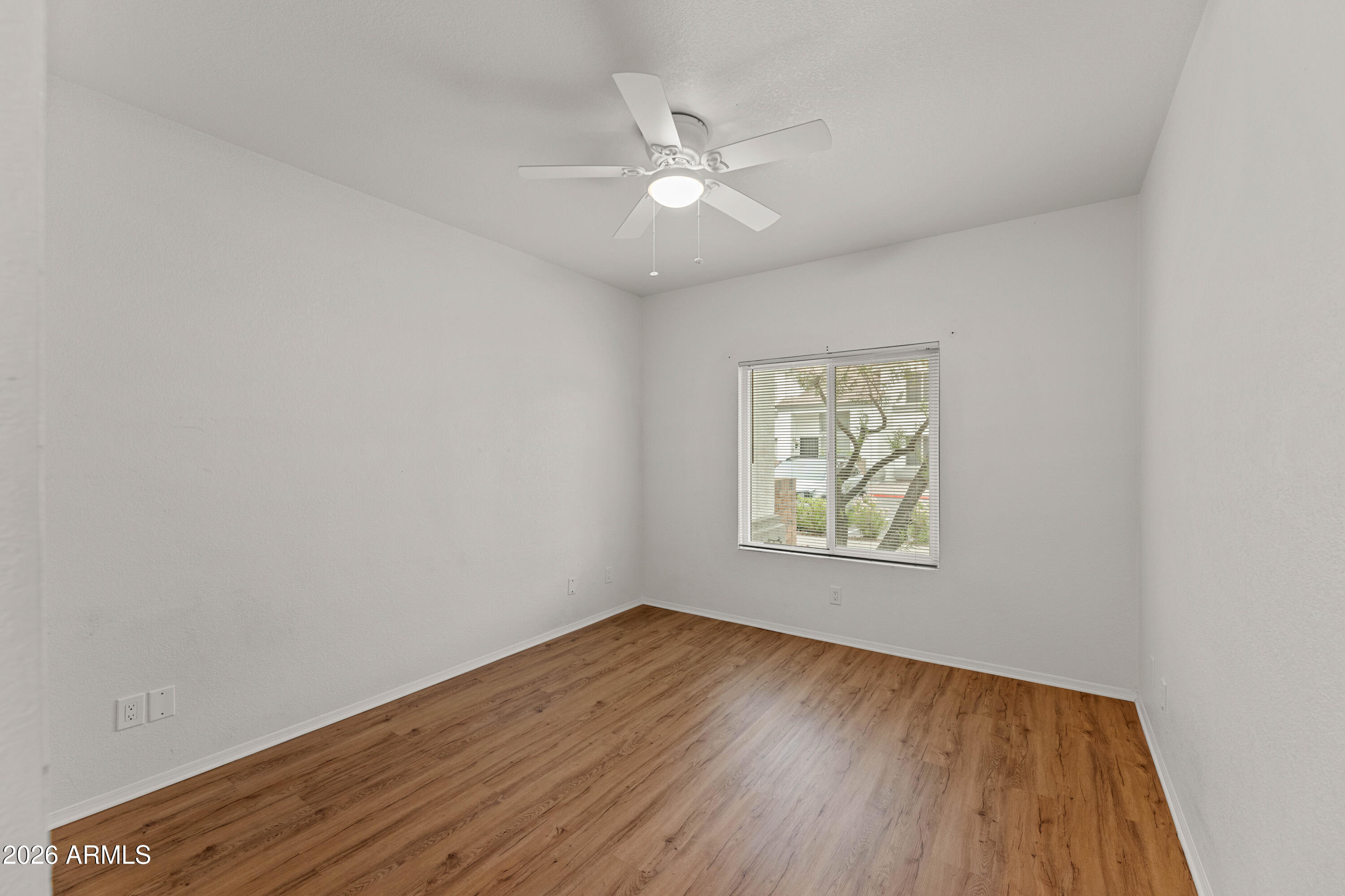 2201 N COMANCHE Drive 1028