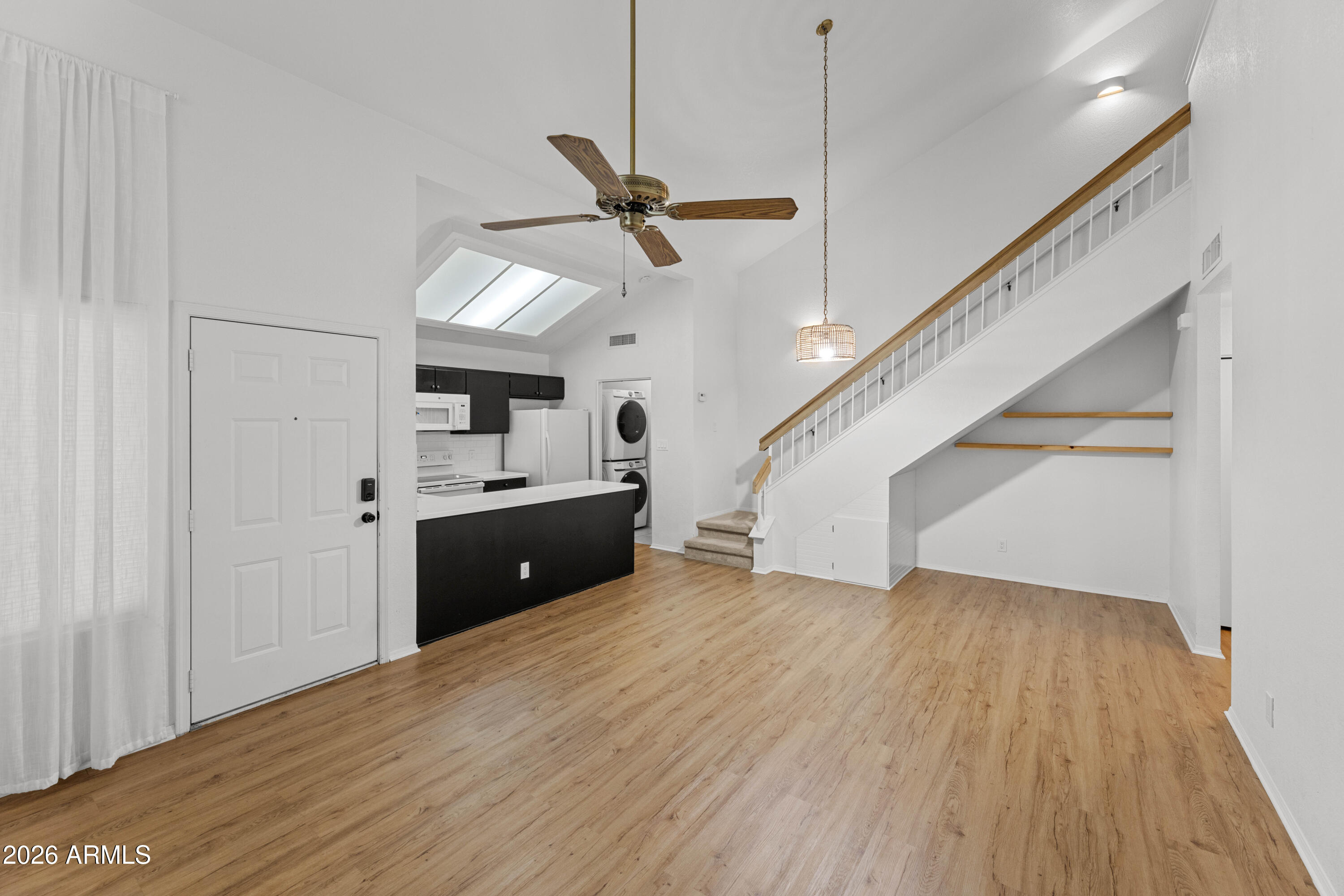 2201 N COMANCHE Drive 1028