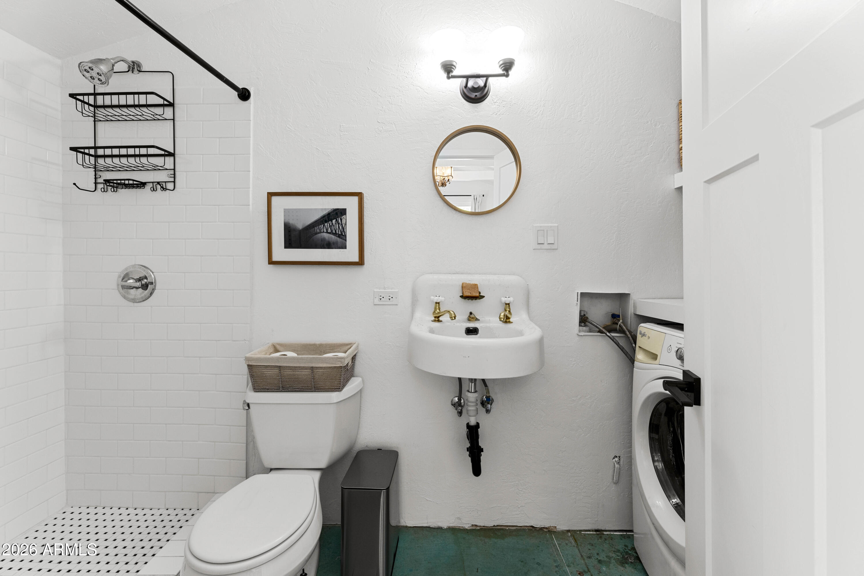 1105 W WILLETTA Street