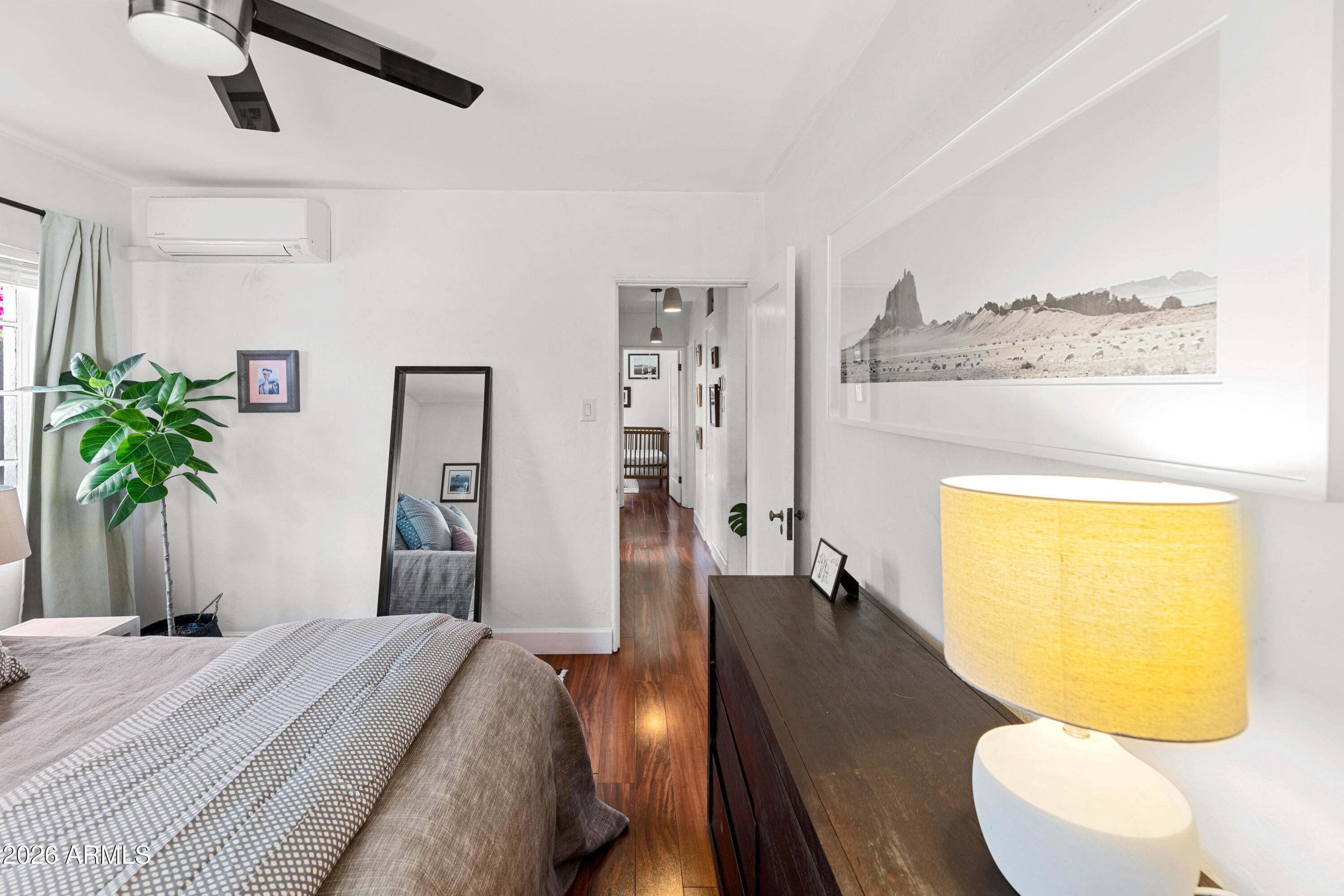 1105 W WILLETTA Street