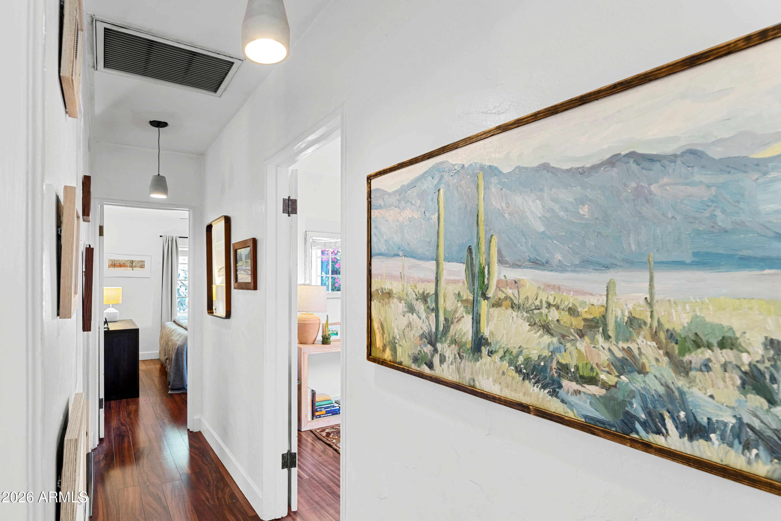 1105 W WILLETTA Street