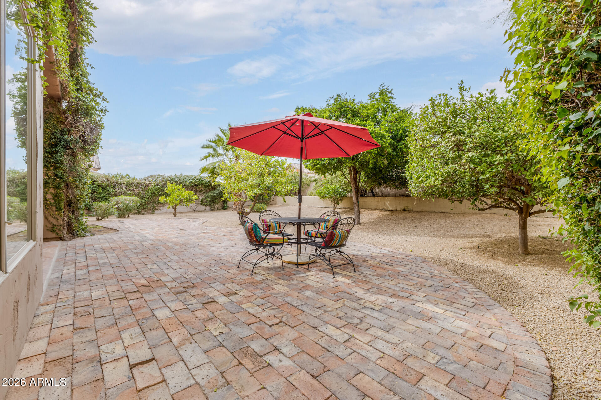 9042 E PARAISO Drive