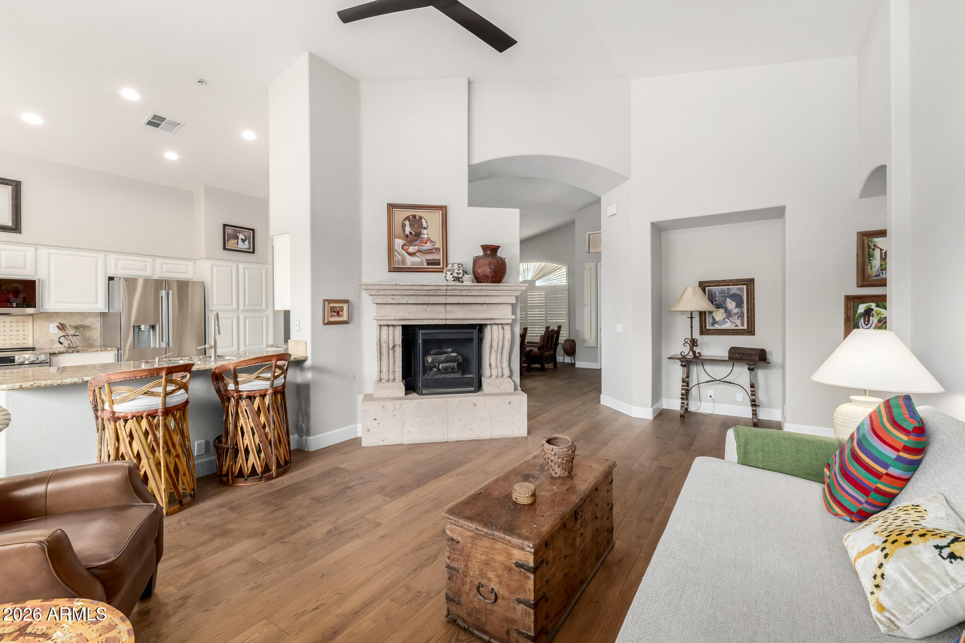 9042 E PARAISO Drive