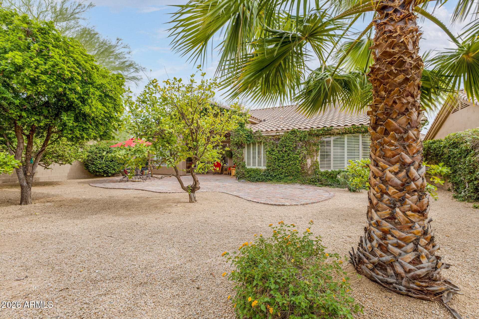 9042 E PARAISO Drive