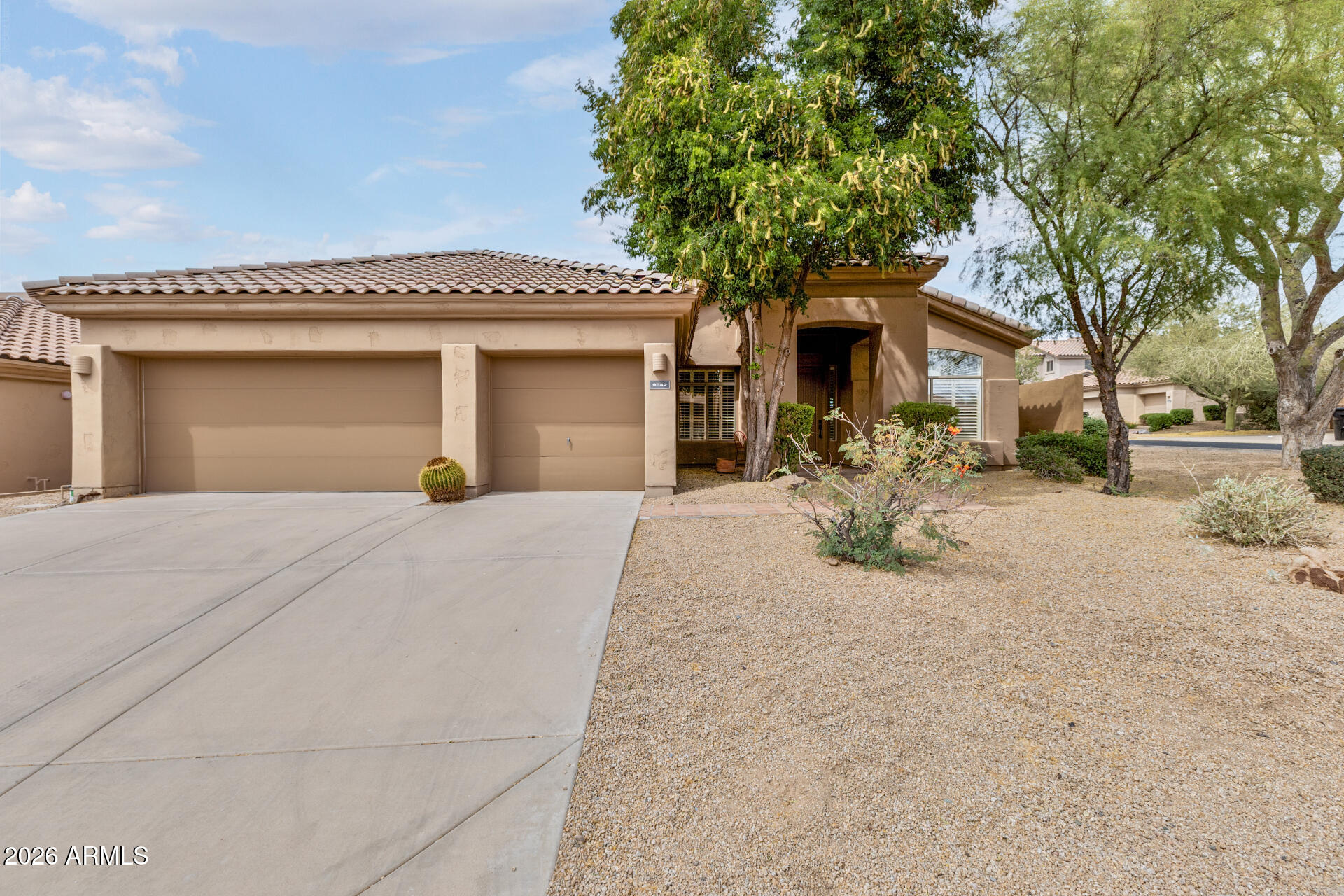 9042 E PARAISO Drive