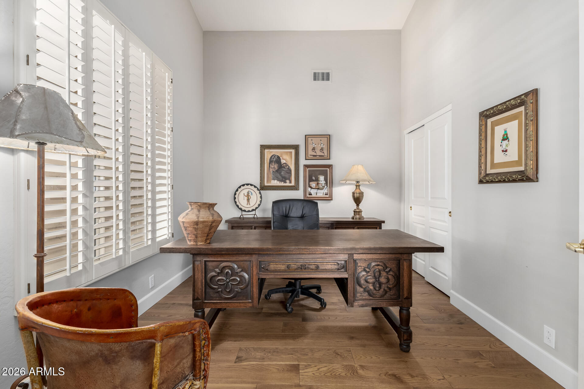 9042 E PARAISO Drive