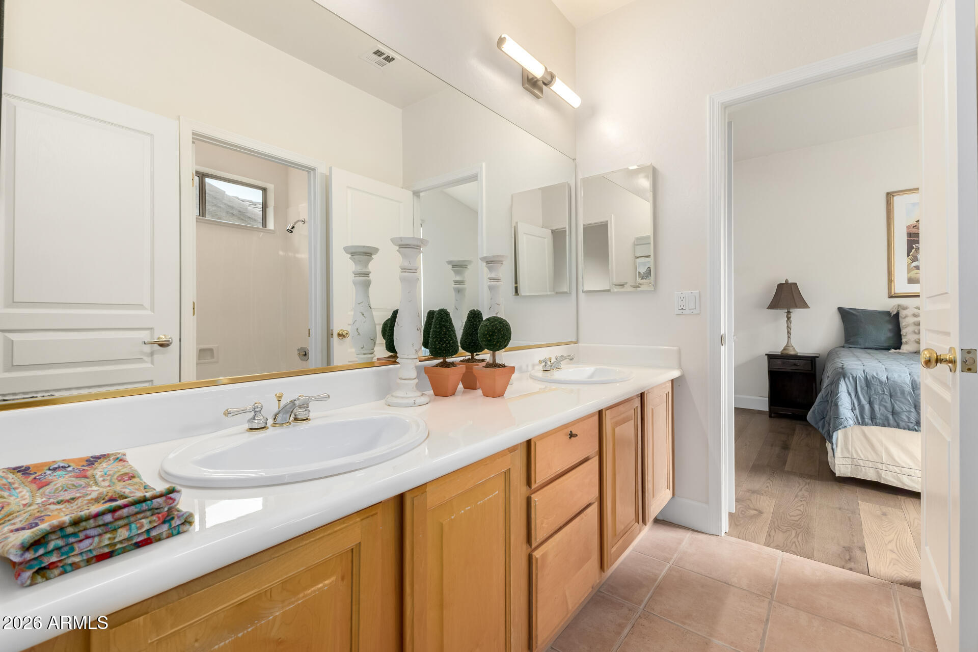 9042 E PARAISO Drive