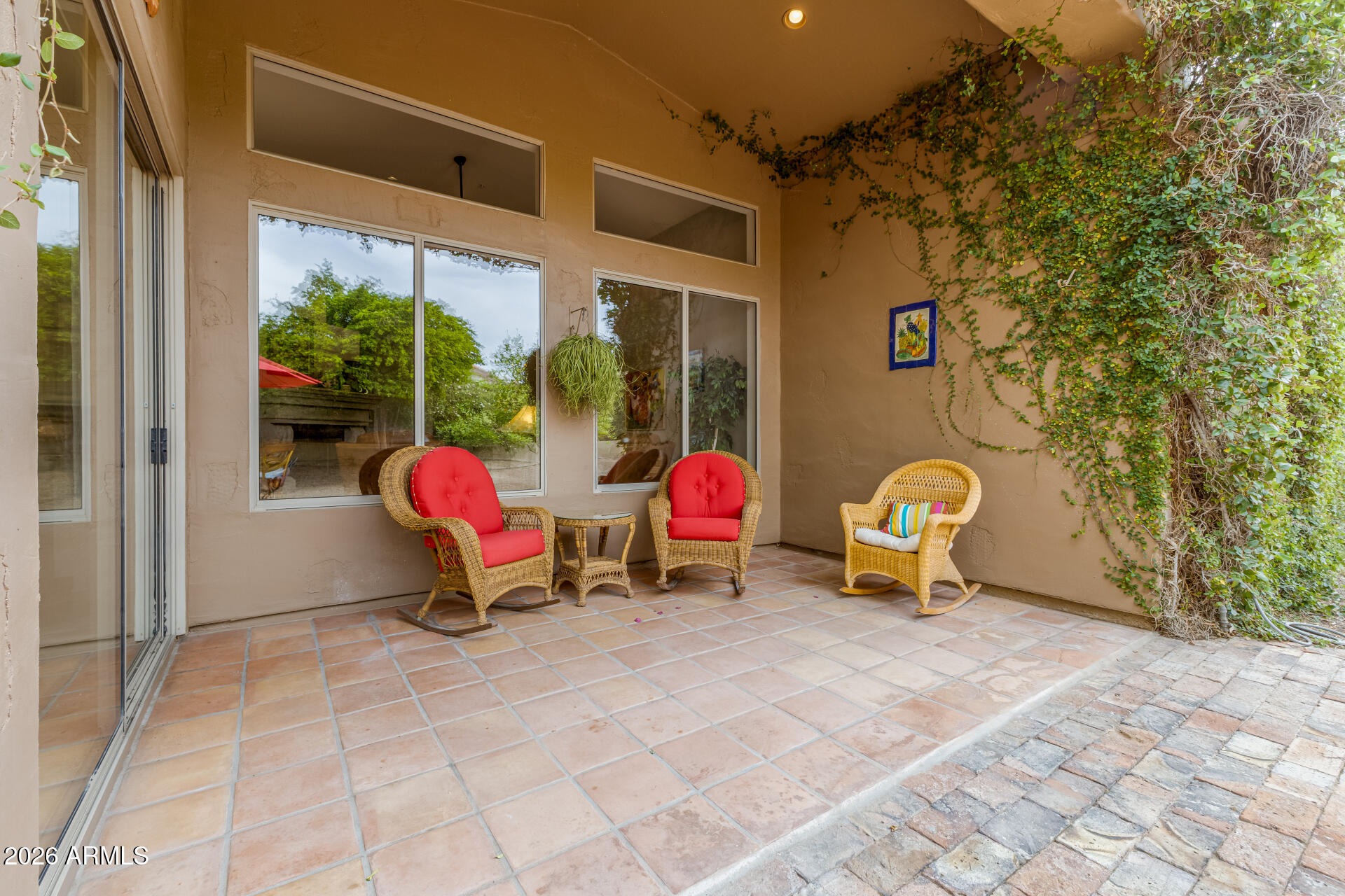 9042 E PARAISO Drive