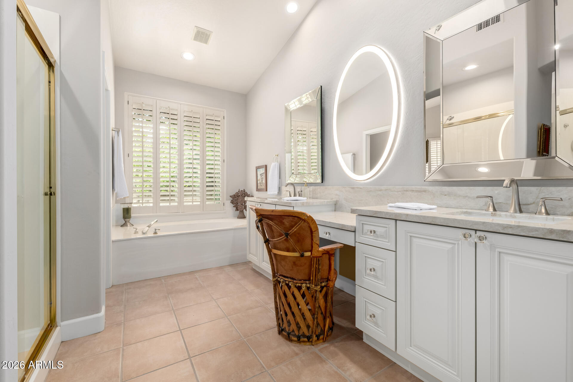 9042 E PARAISO Drive