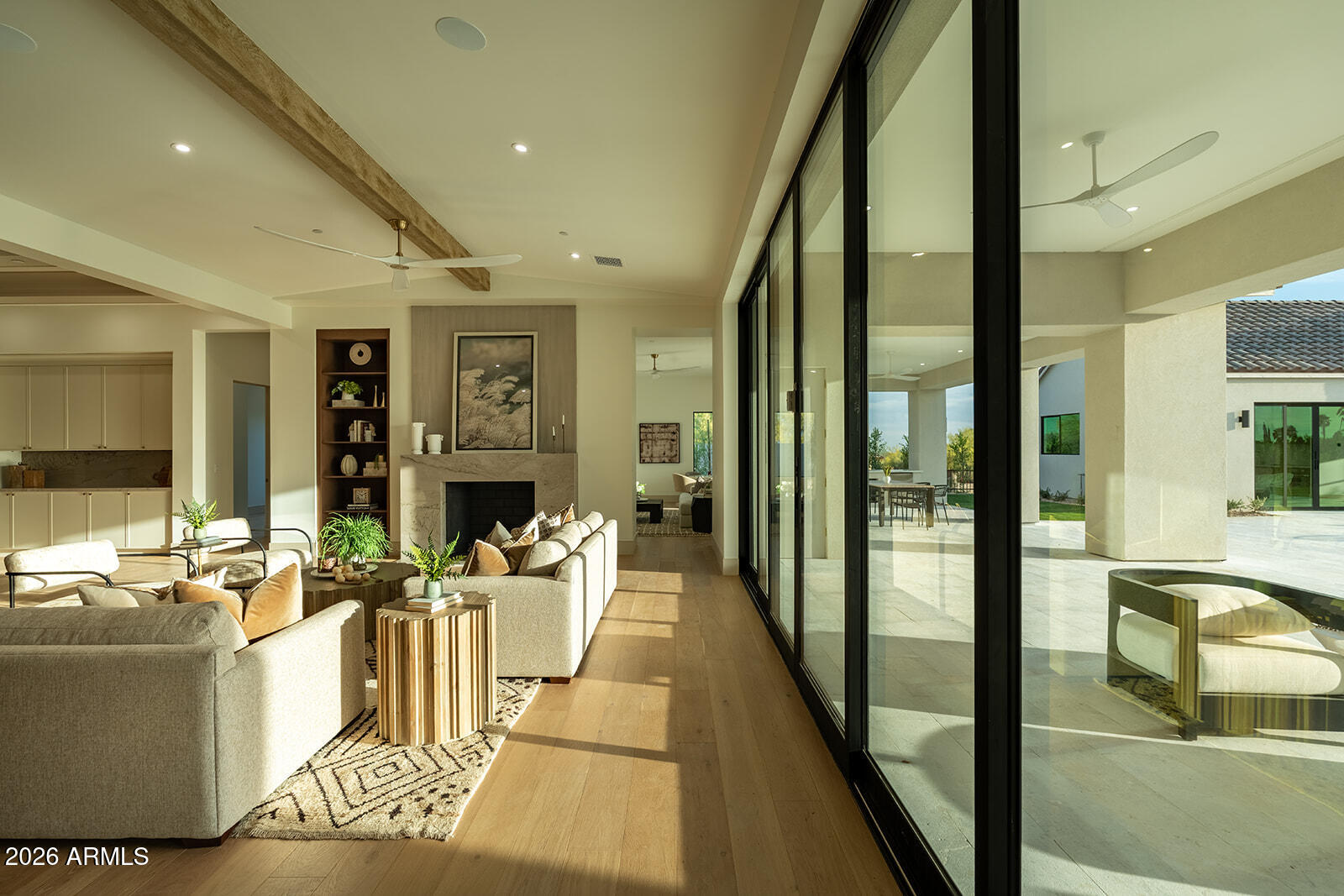 22012 N LOS CABALLOS Drive