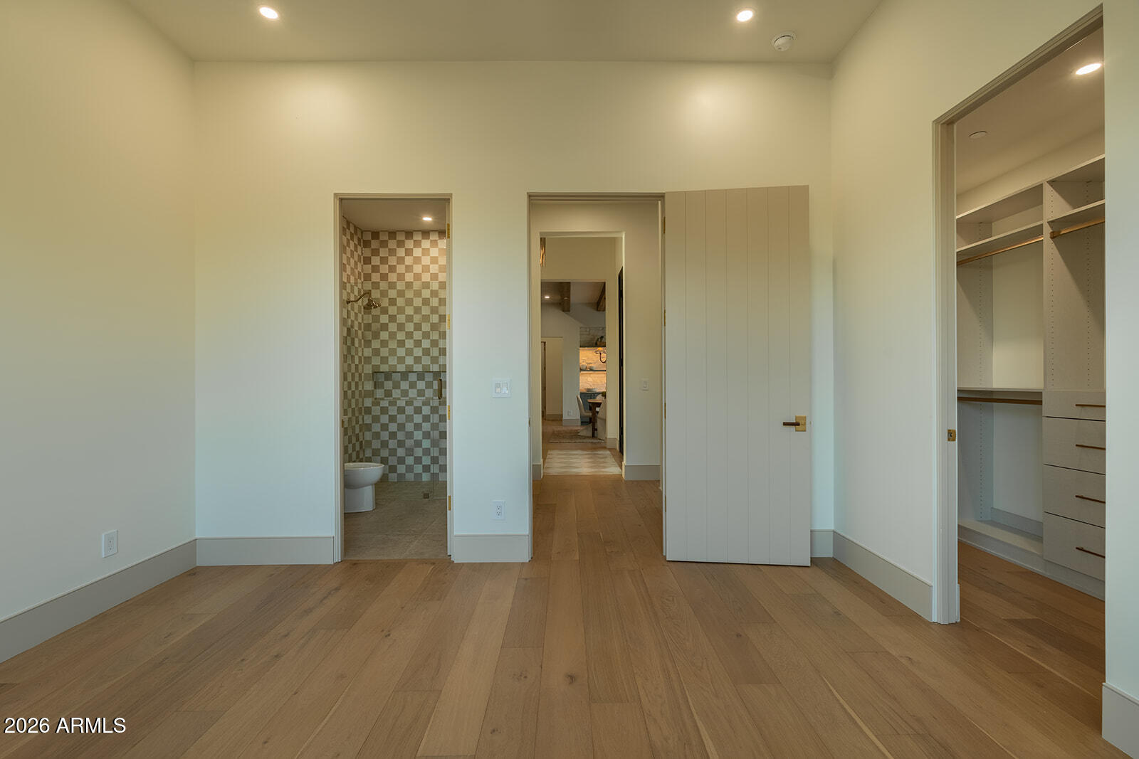 22012 N LOS CABALLOS Drive