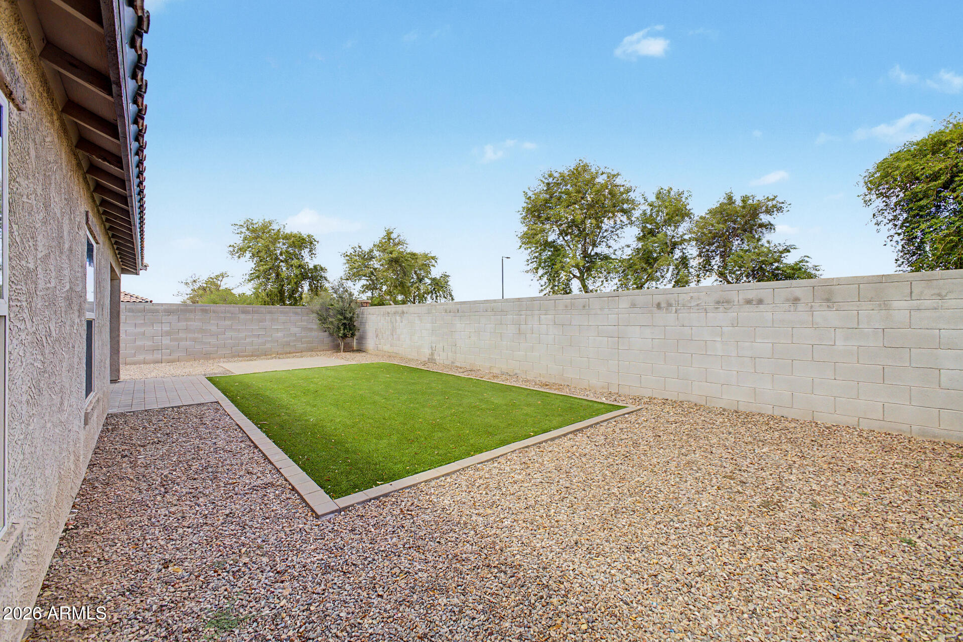 33421 N BOWLES Drive