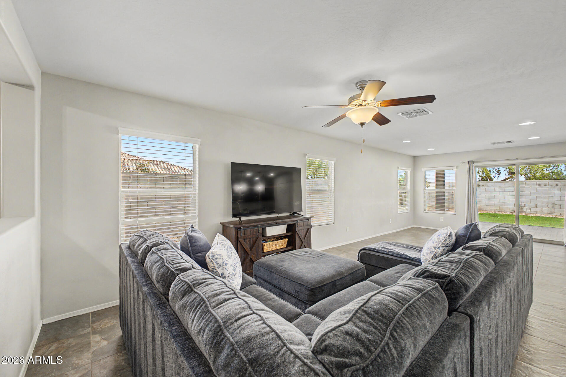 33421 N BOWLES Drive