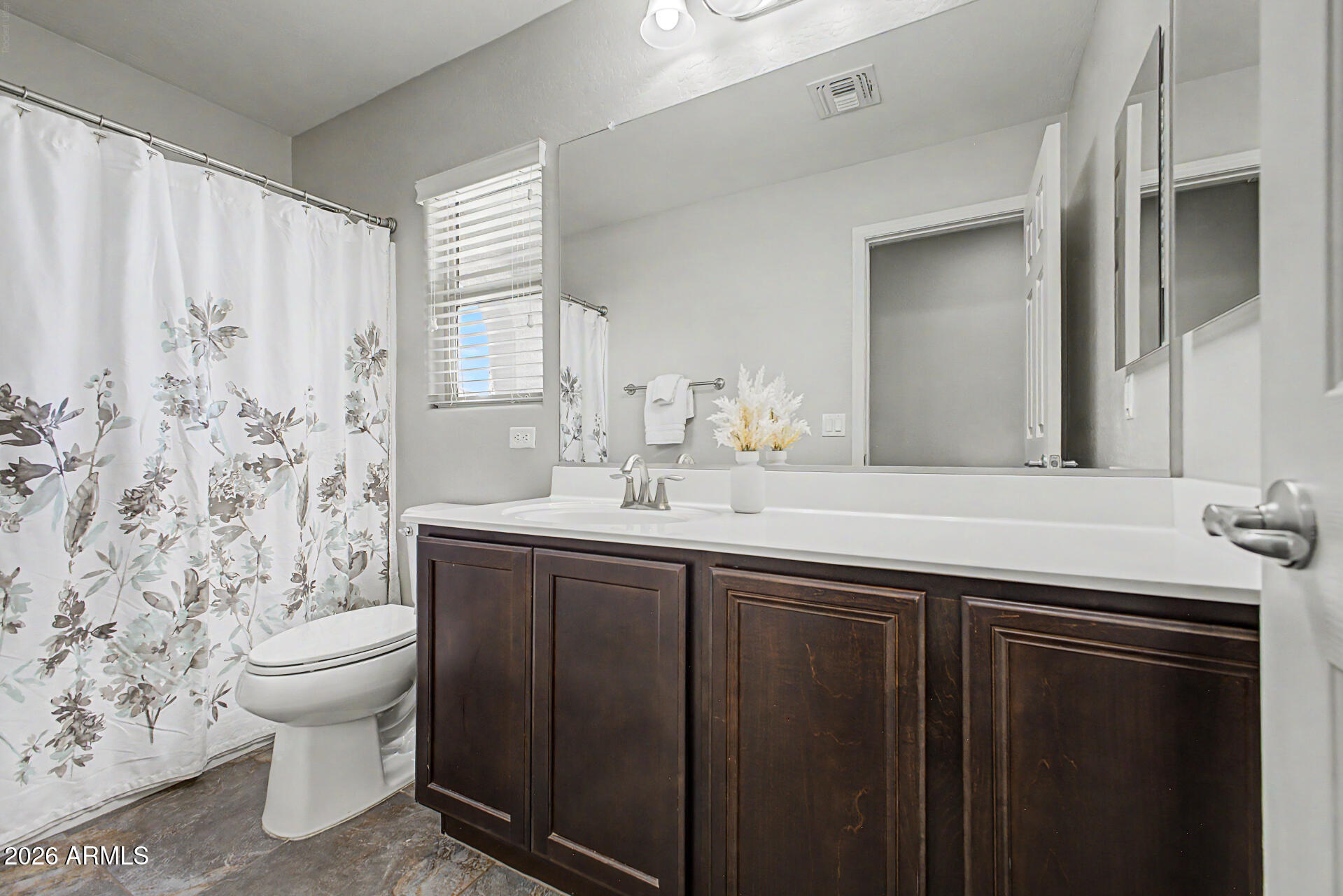 33421 N BOWLES Drive