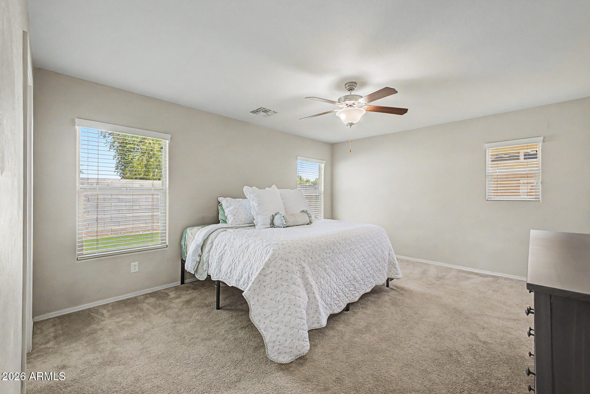 33421 N BOWLES Drive