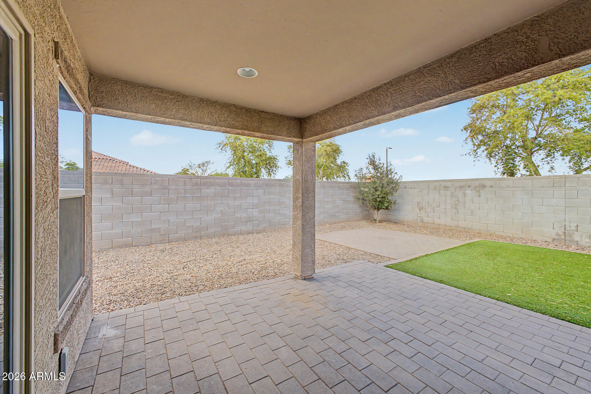 33421 N BOWLES Drive