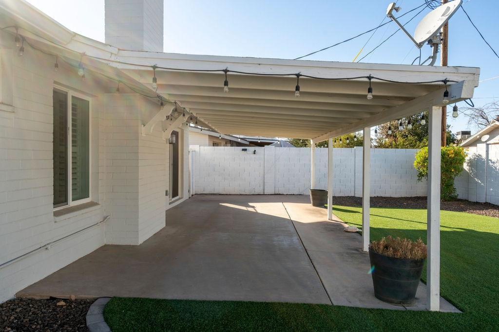 8656 E Solano Drive