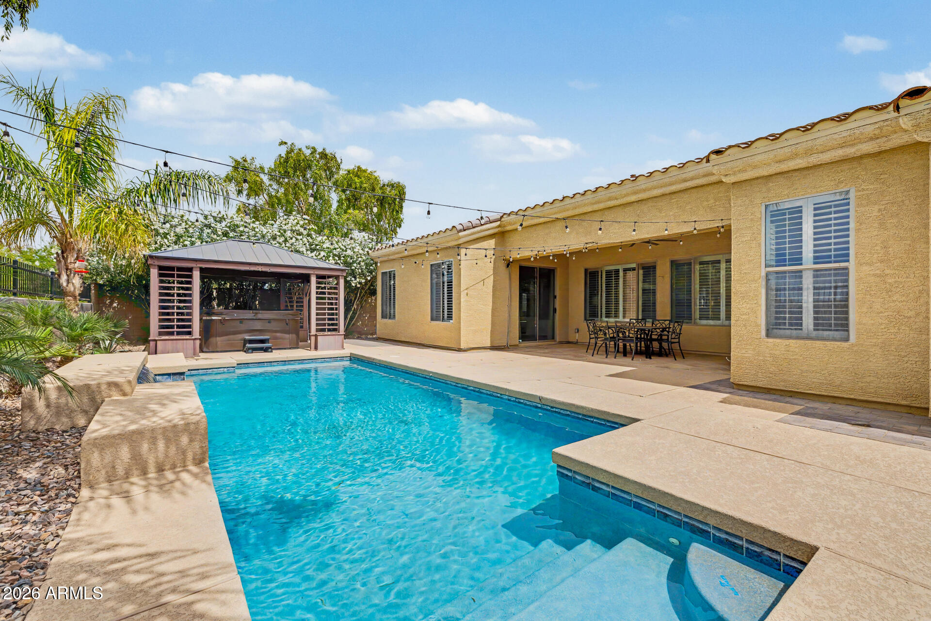 18970 N STONEGATE Road