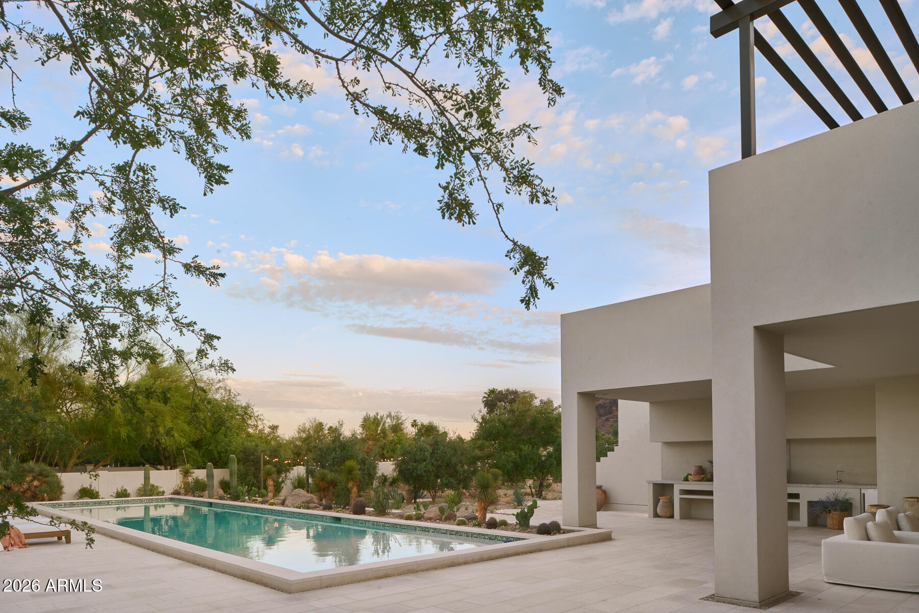 8717 N AVENIDA DEL SOL