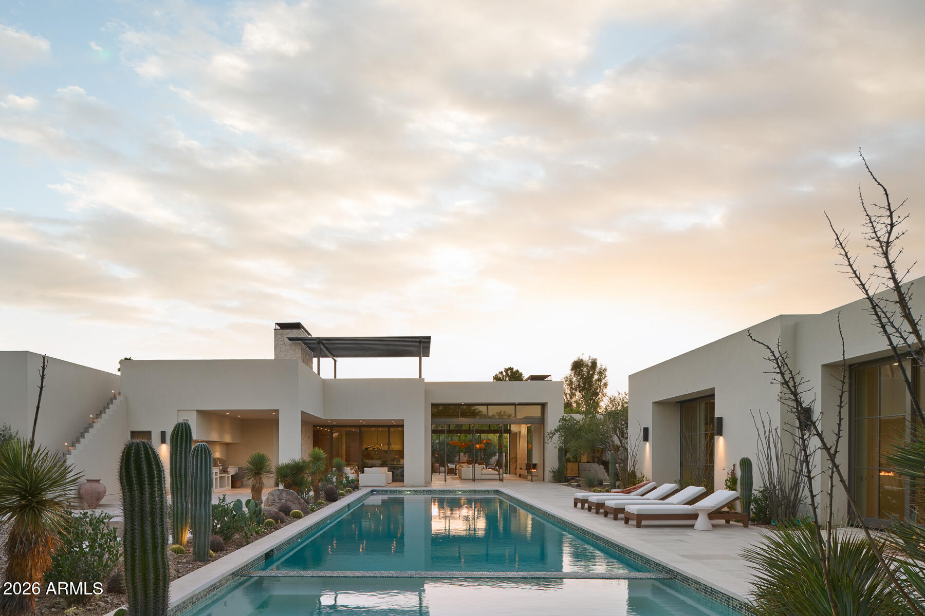 8717 N AVENIDA DEL SOL