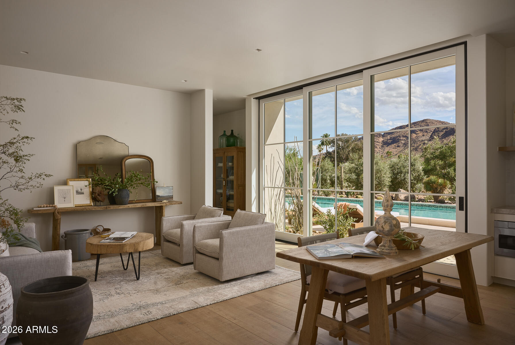 8717 N AVENIDA DEL SOL