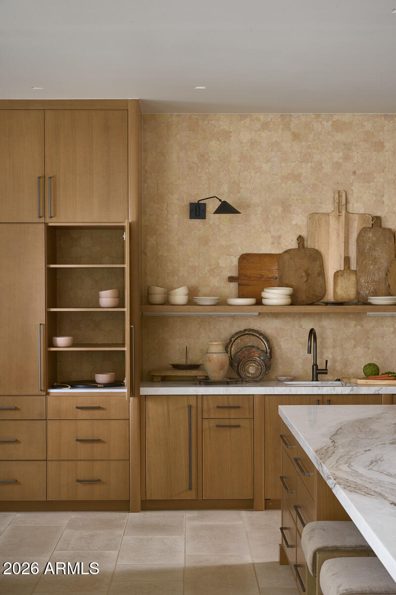 8717 N AVENIDA DEL SOL