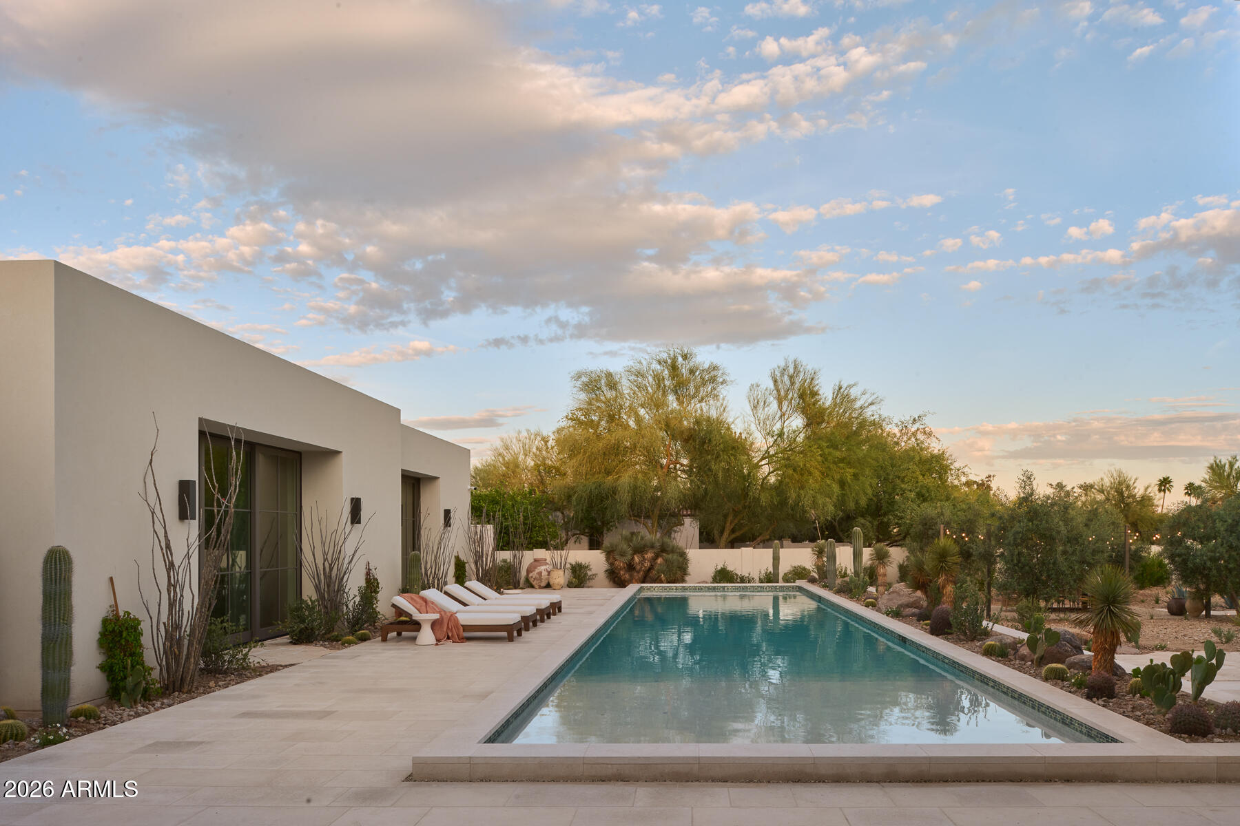 8717 N AVENIDA DEL SOL