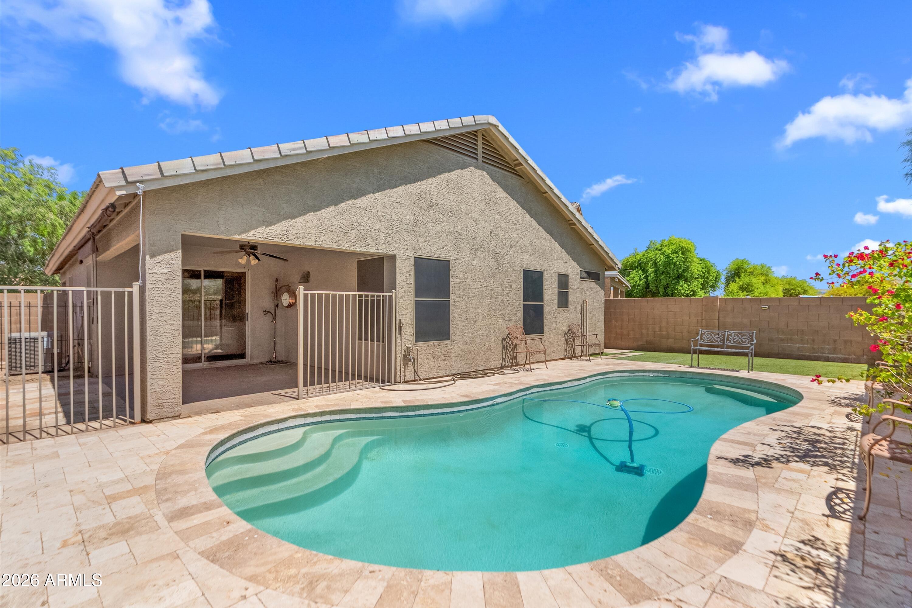 9319 W HARMONY Lane