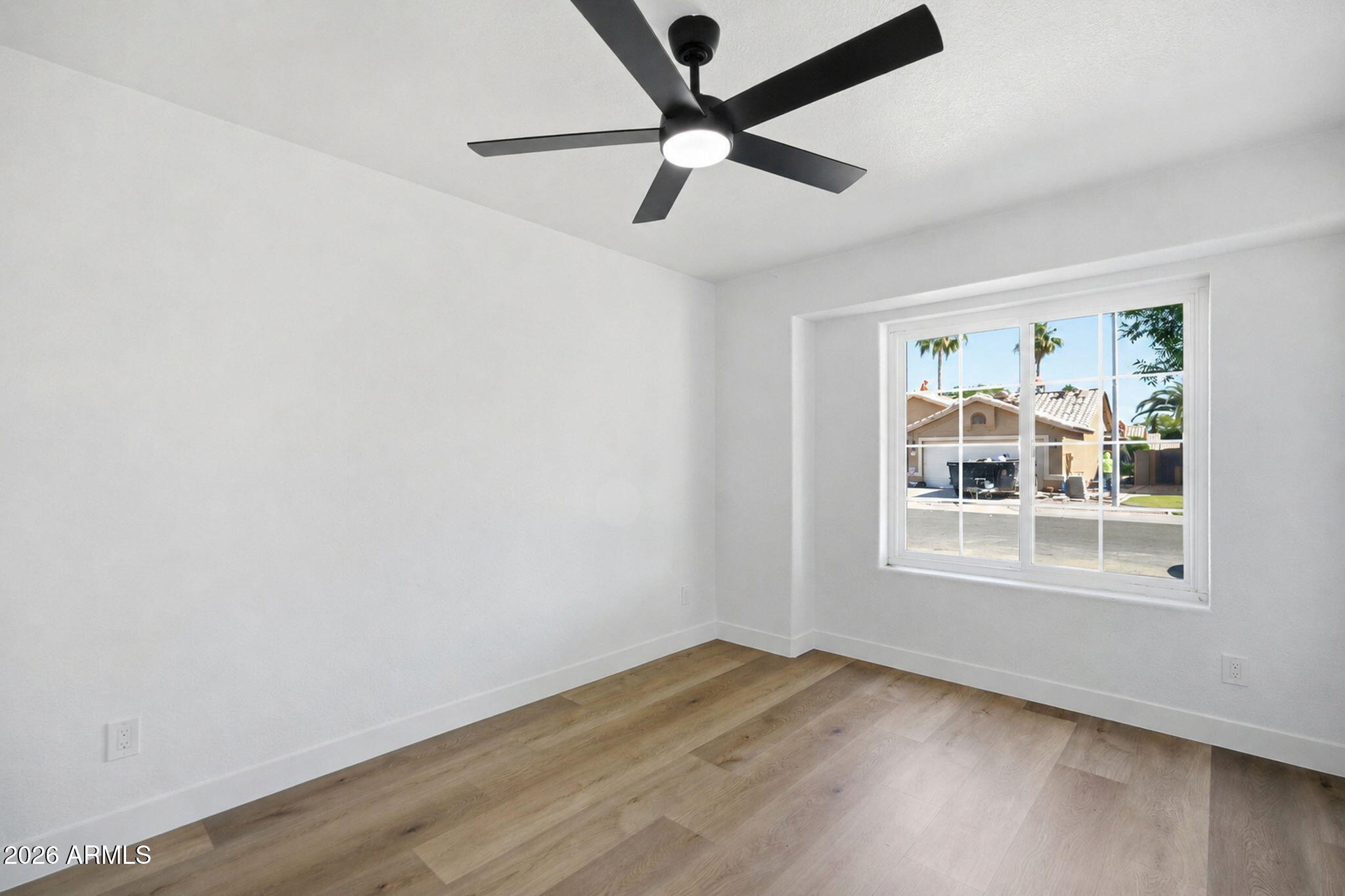 5440 W SARAGOSA Street