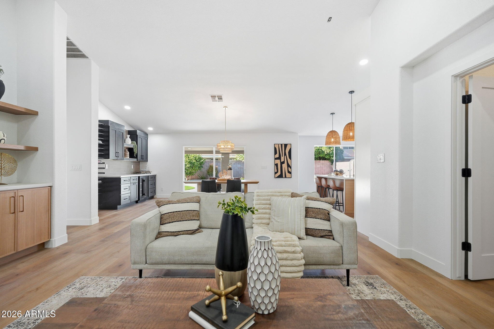 5440 W SARAGOSA Street