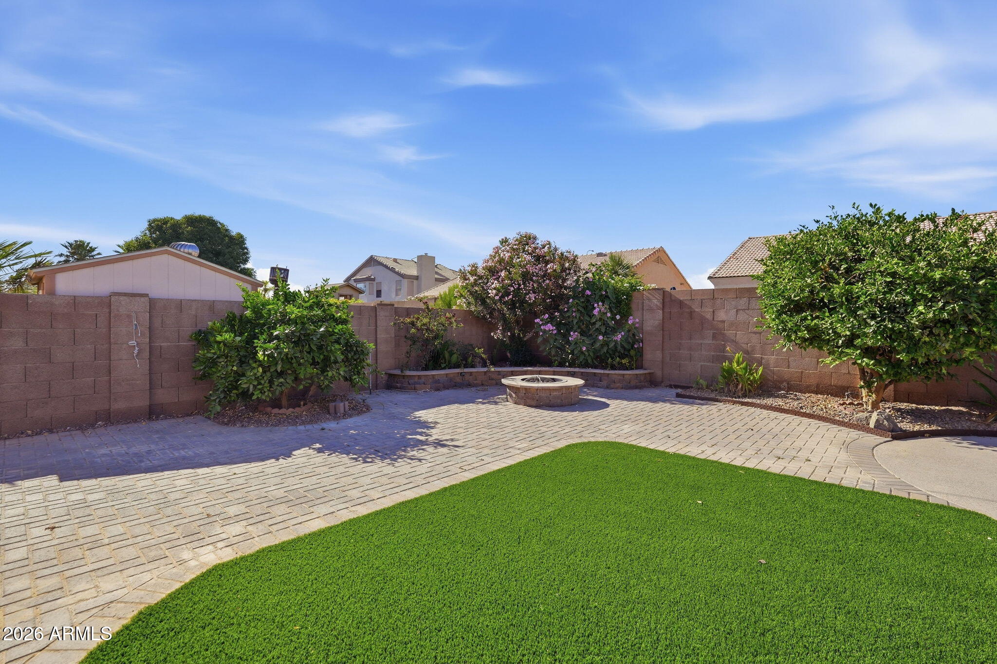 5440 W SARAGOSA Street