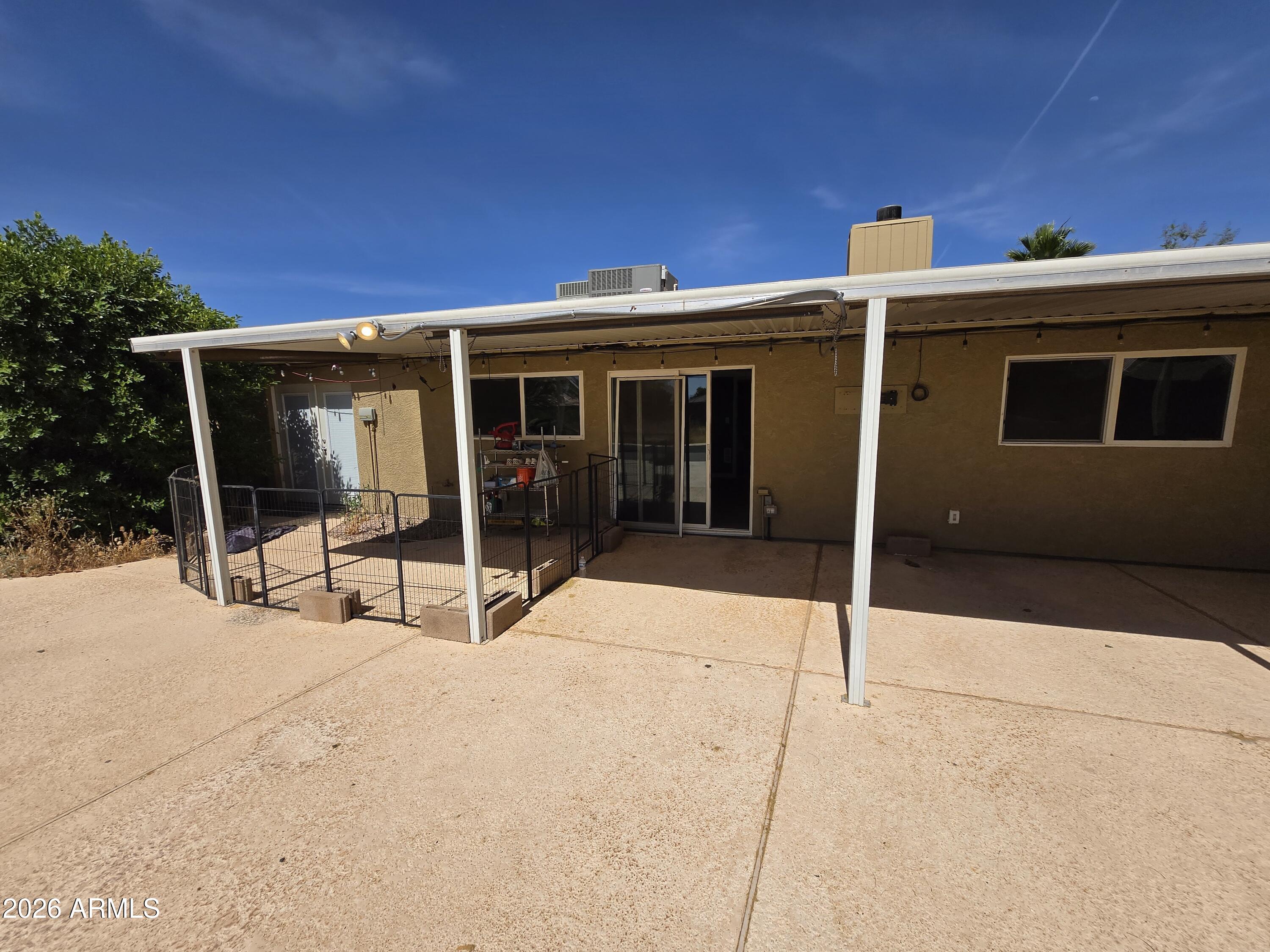 1814 N EDGEWATER Circle