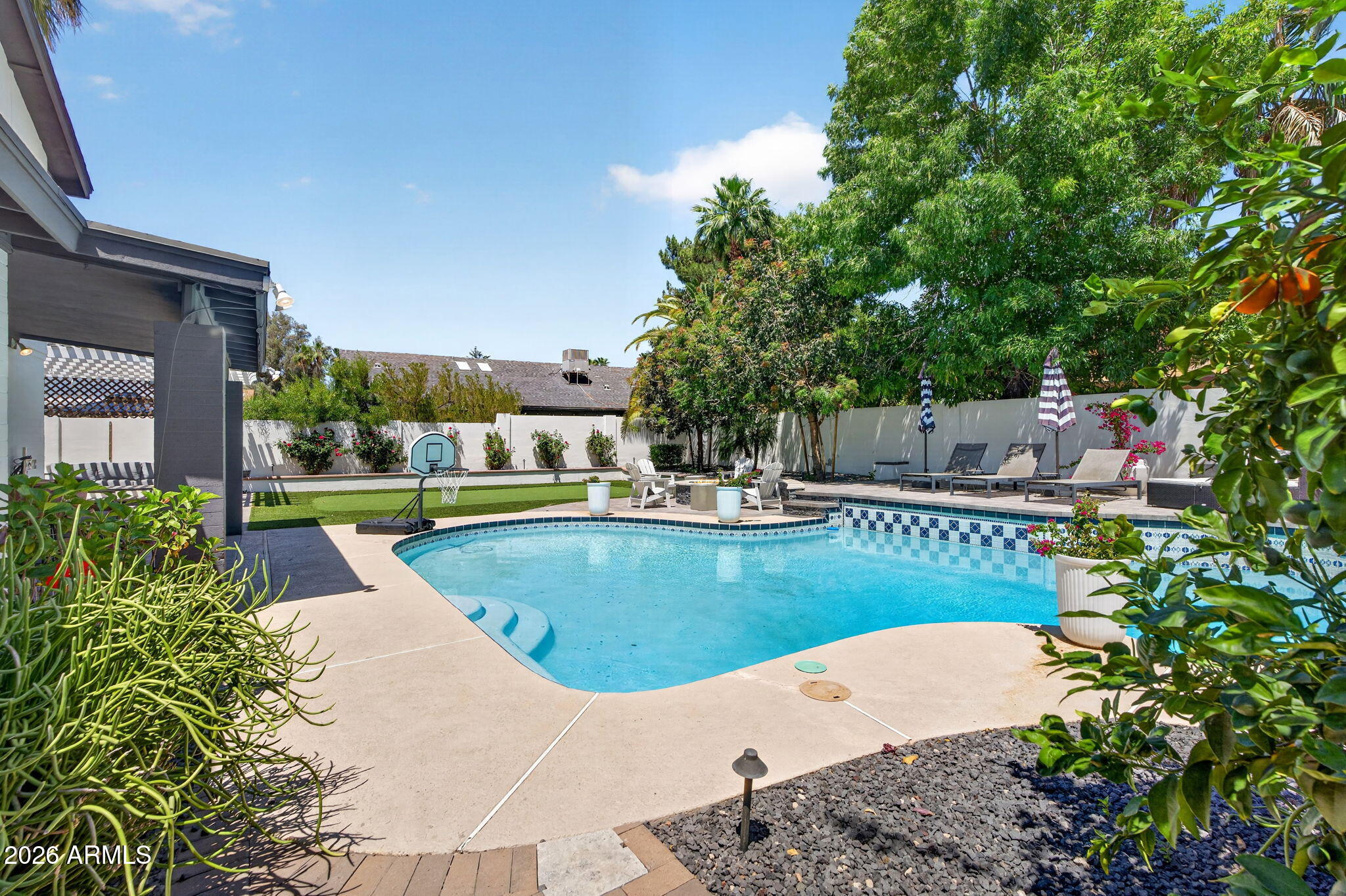15823 N 58TH Place