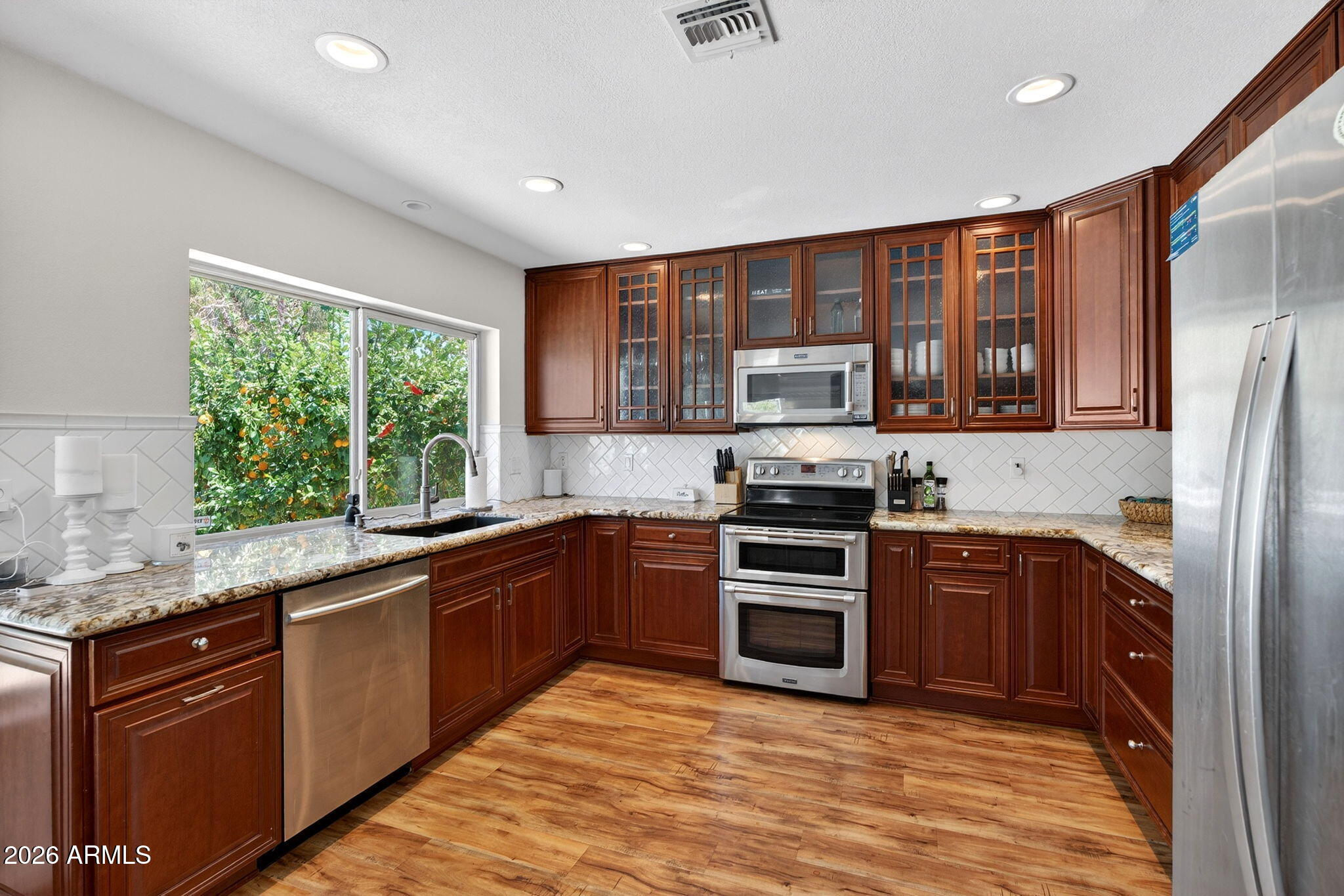 15823 N 58TH Place