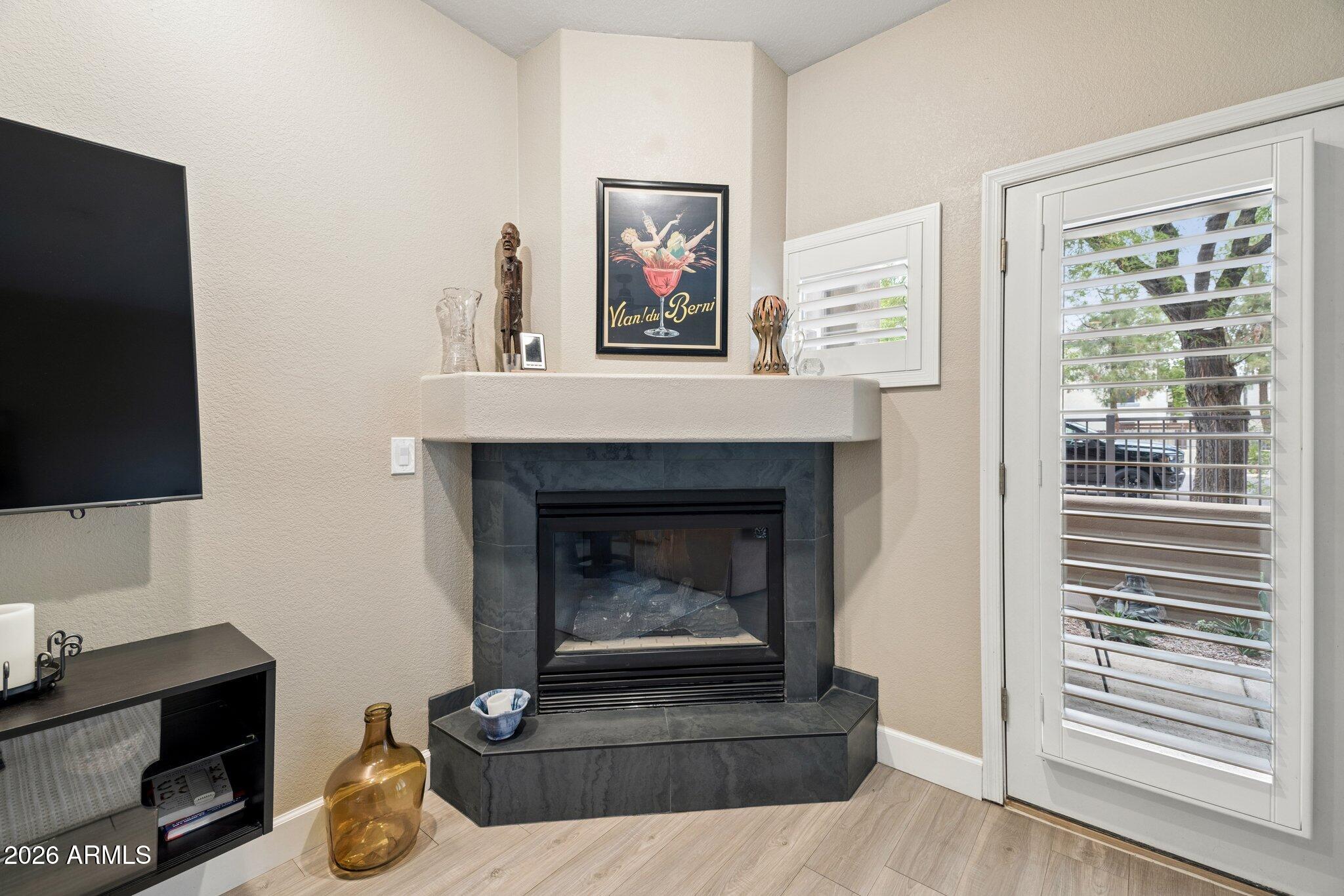 7021 E EARLL Drive 101