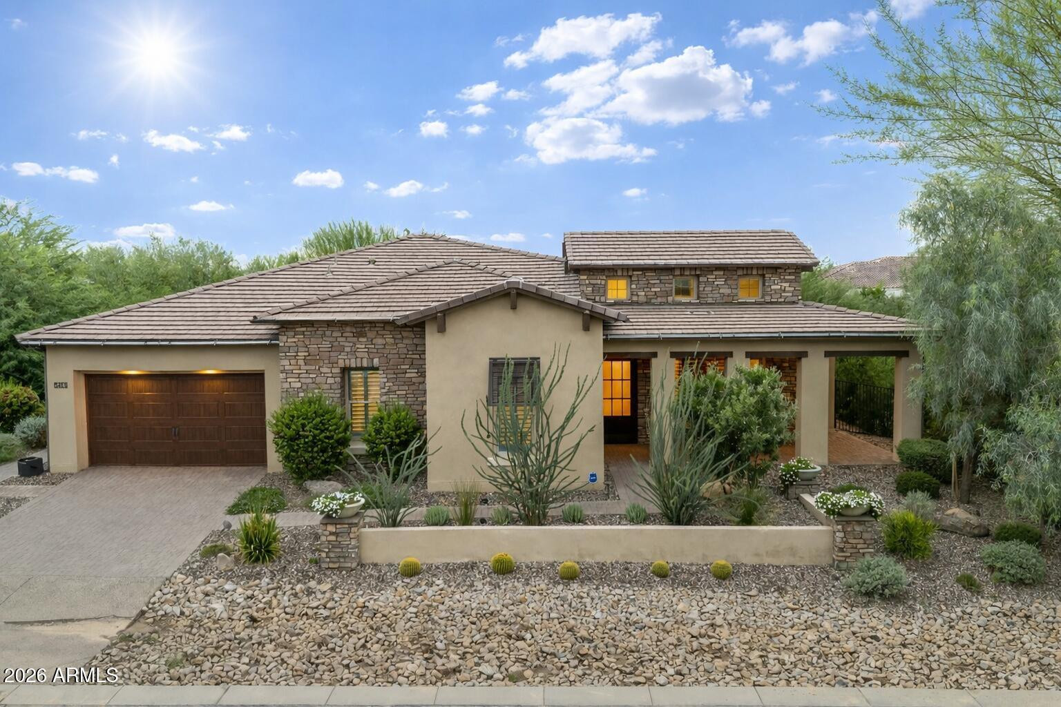 5411 E Duane Lane