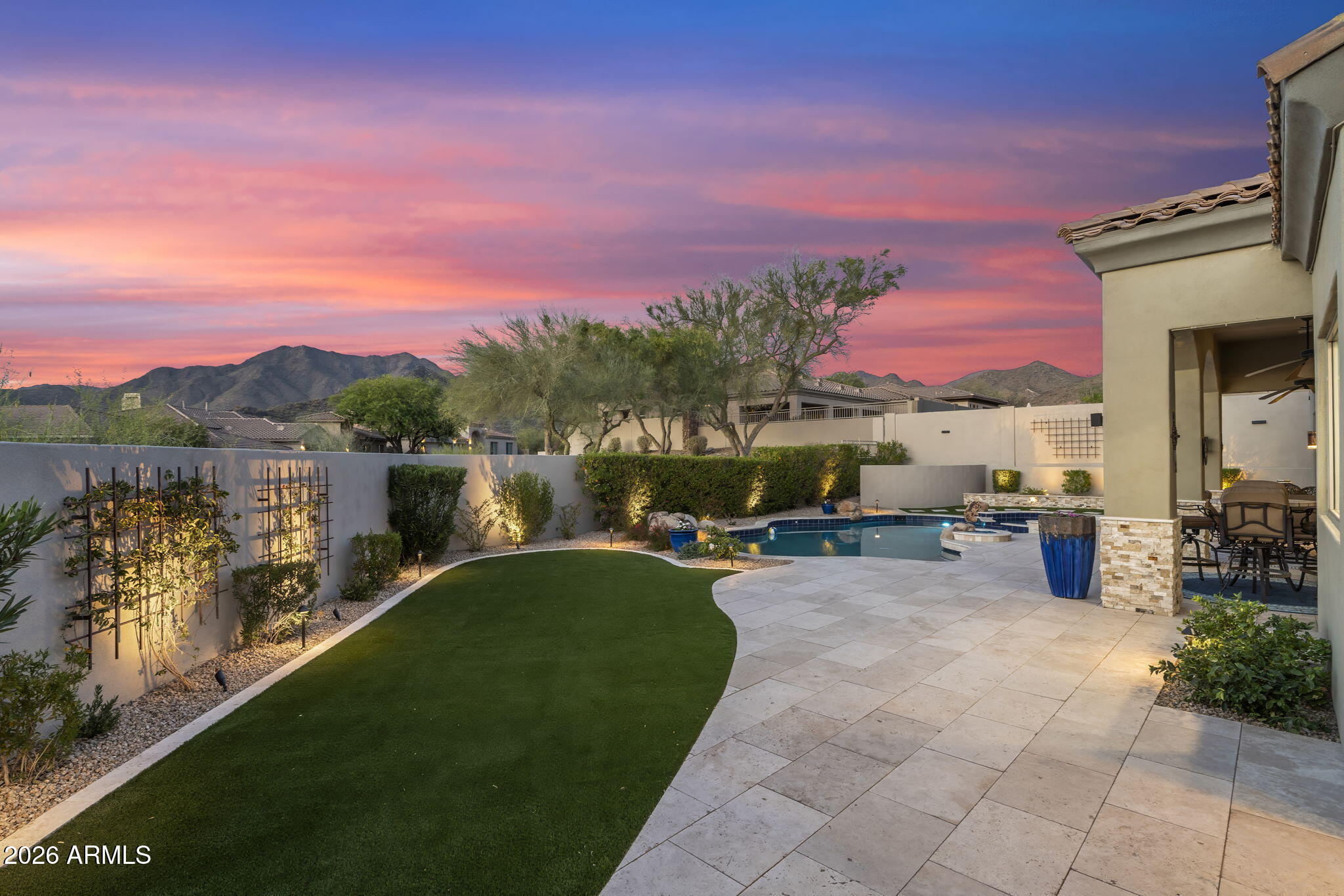 10952 E KORA Lane
