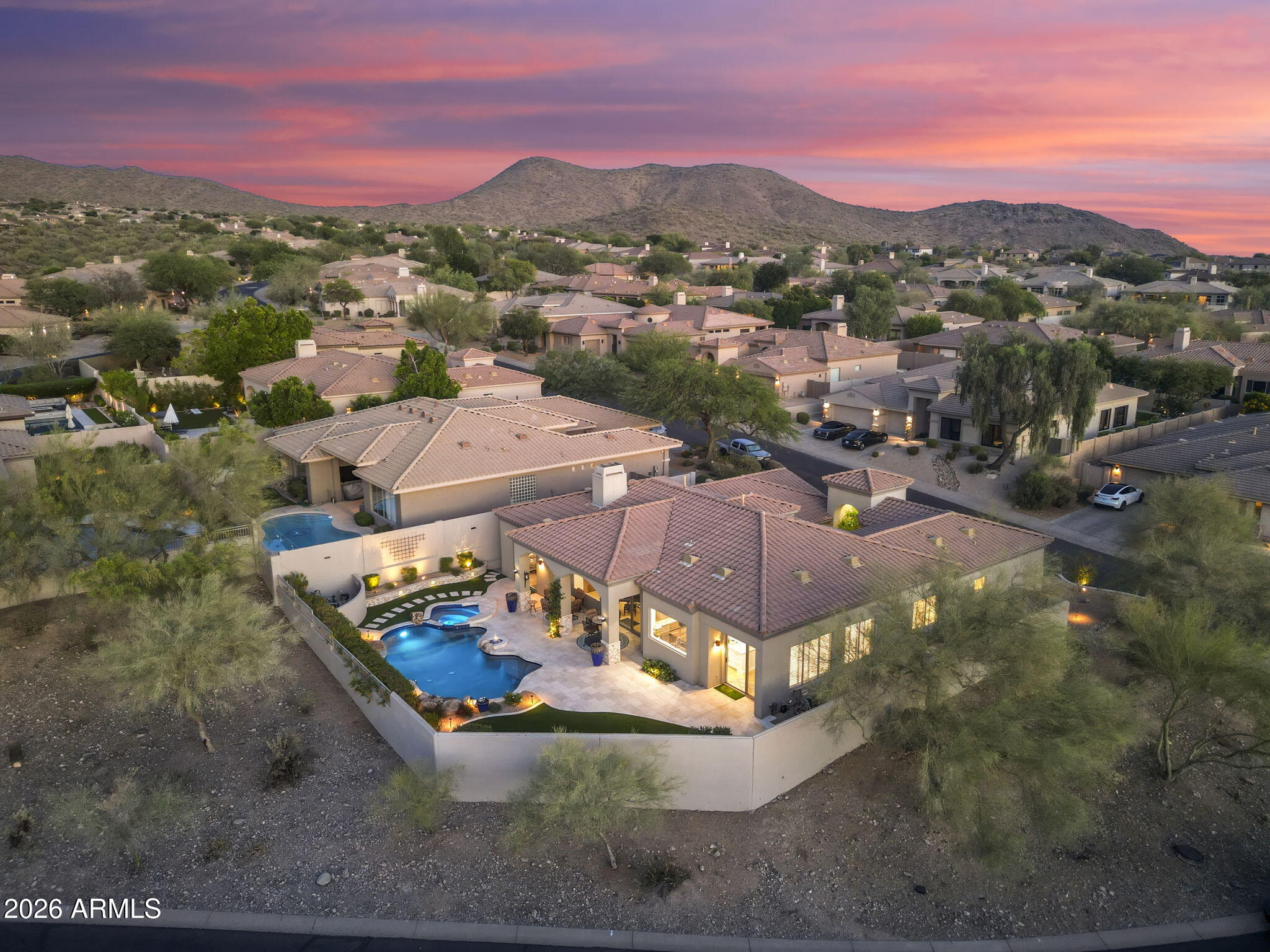 10952 E KORA Lane