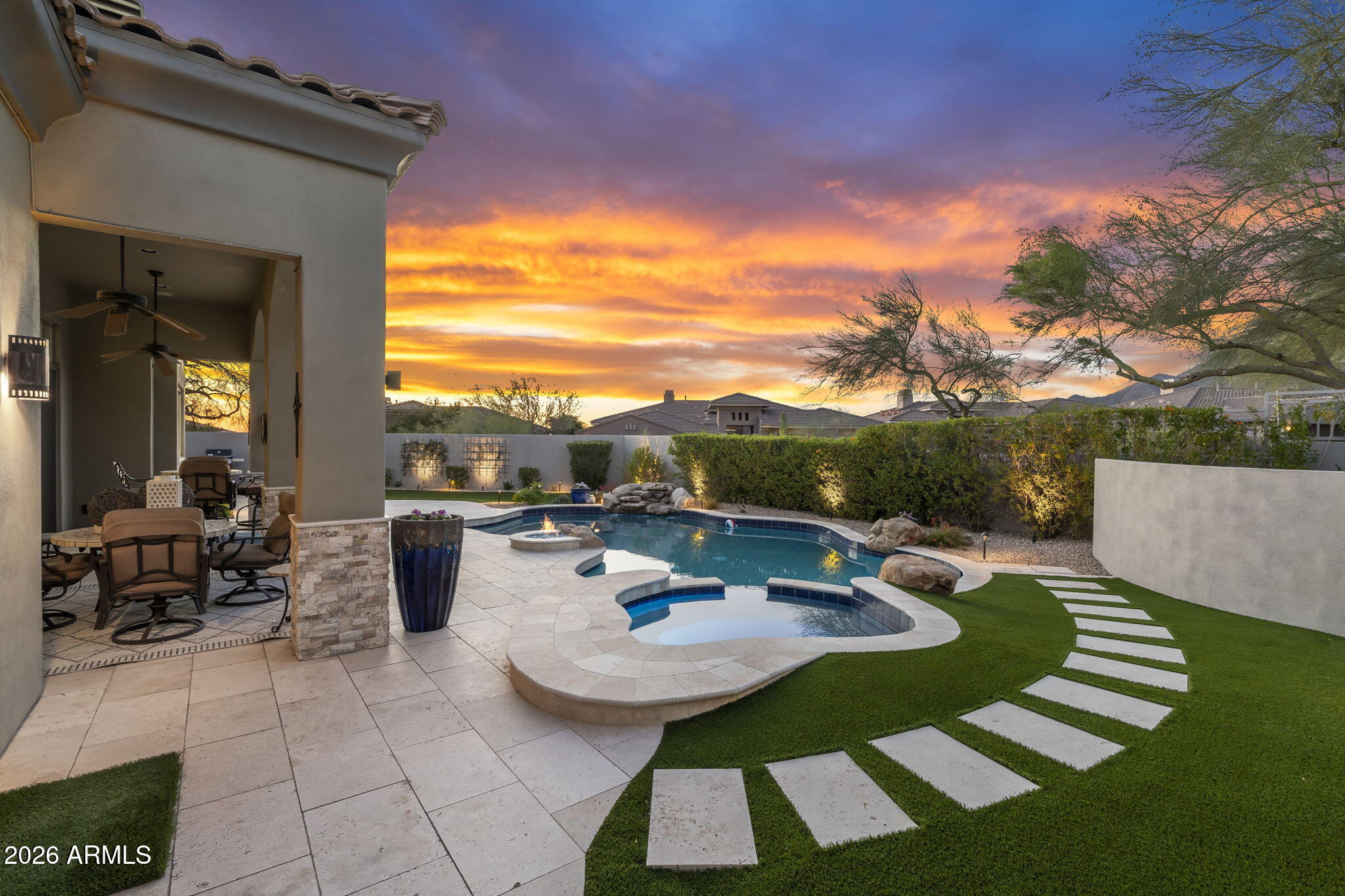 10952 E KORA Lane