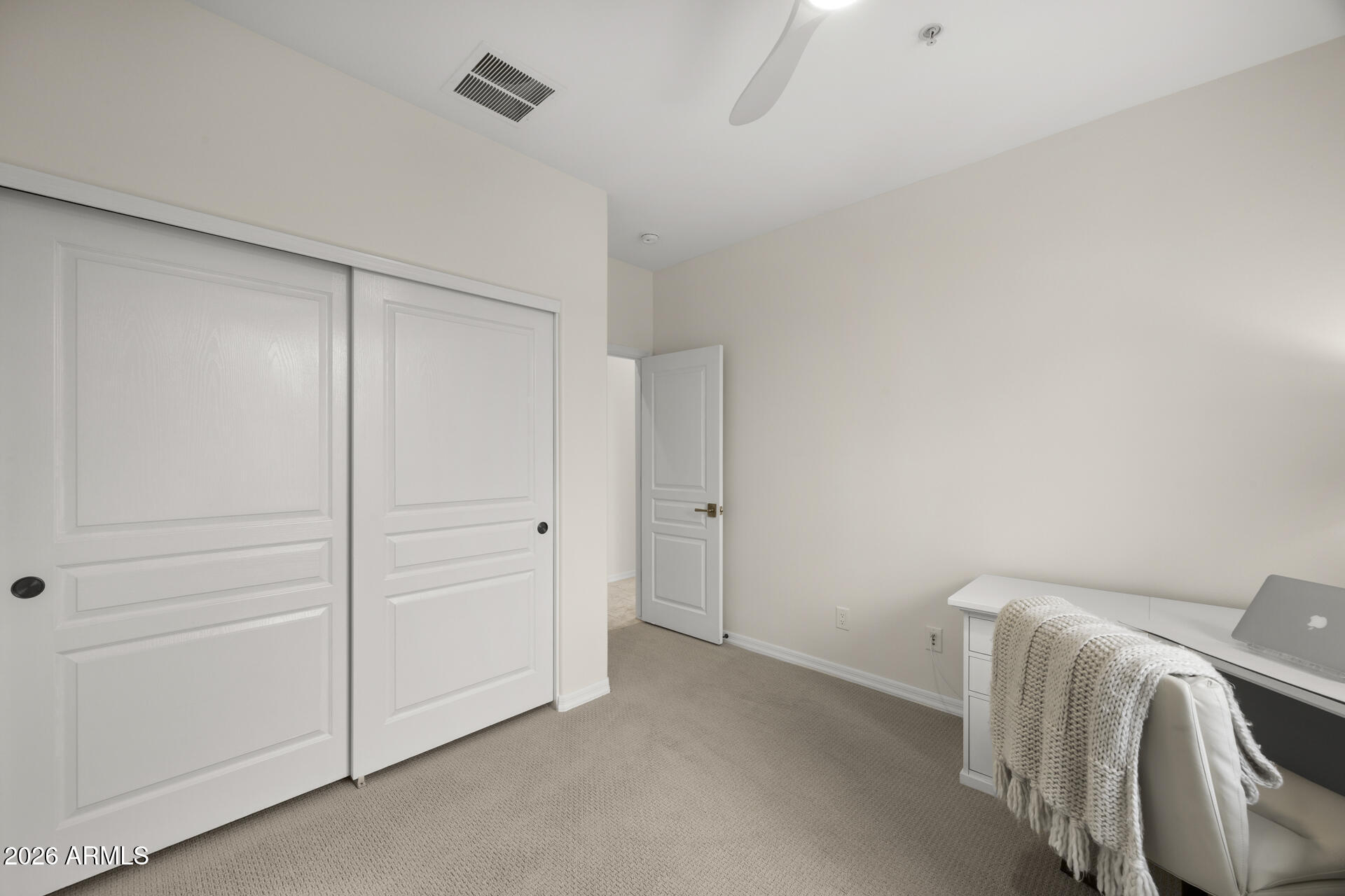20704 N 90TH Place 1060