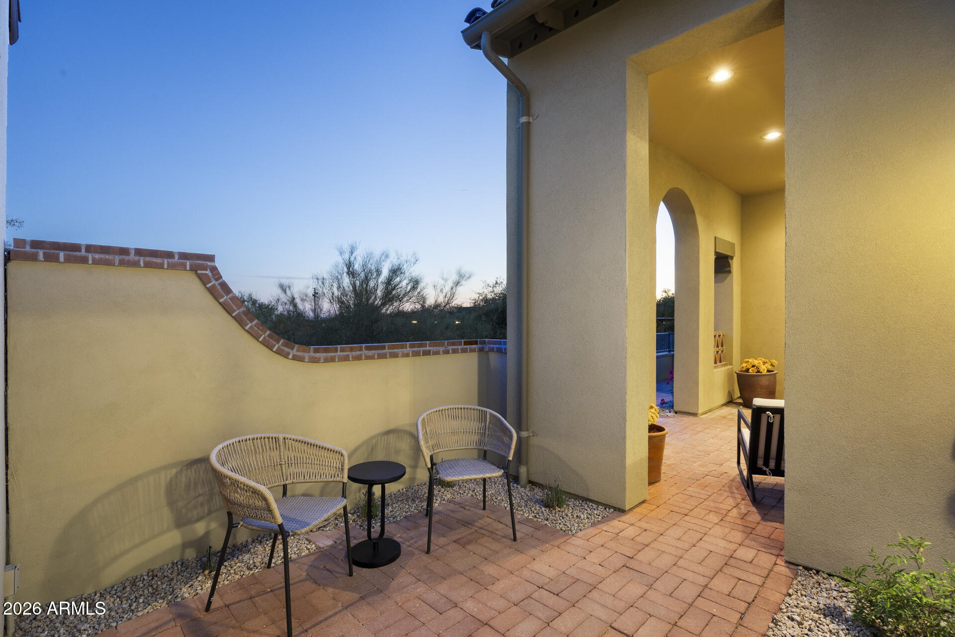 20704 N 90TH Place 1060