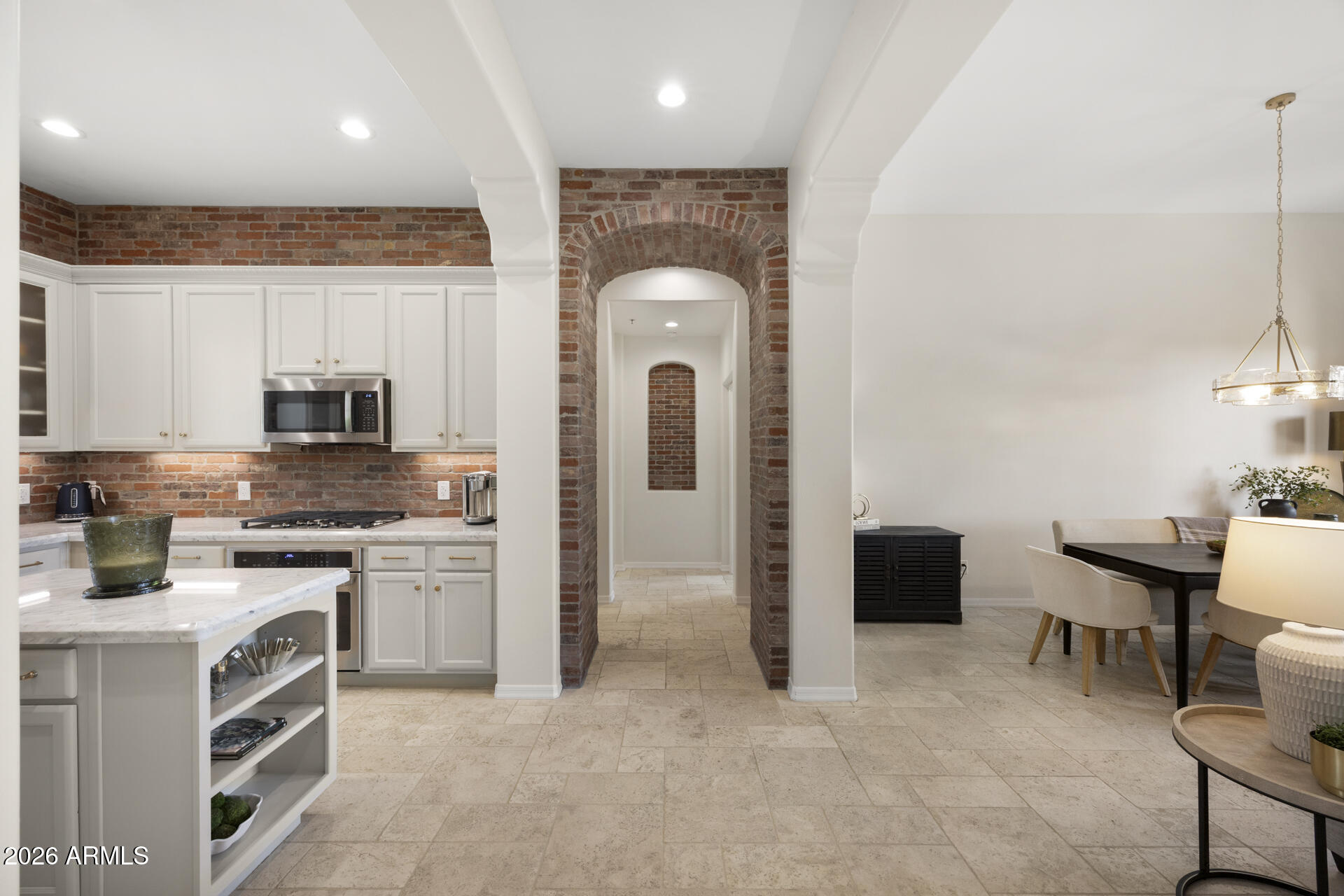 20704 N 90TH Place 1060