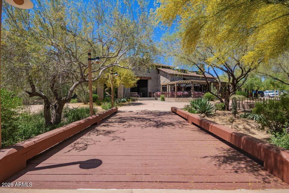 20704 N 90TH Place 1060