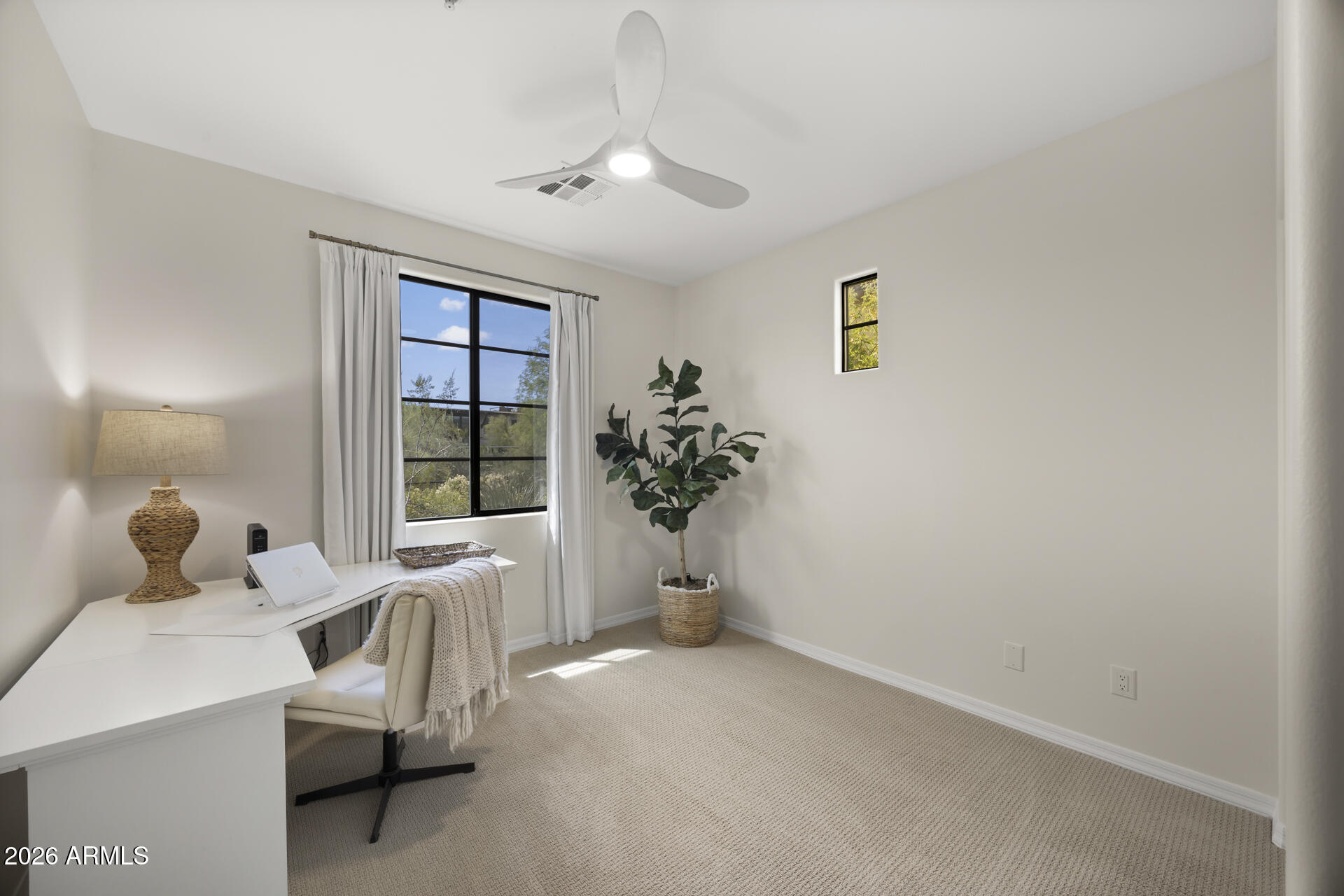 20704 N 90TH Place 1060