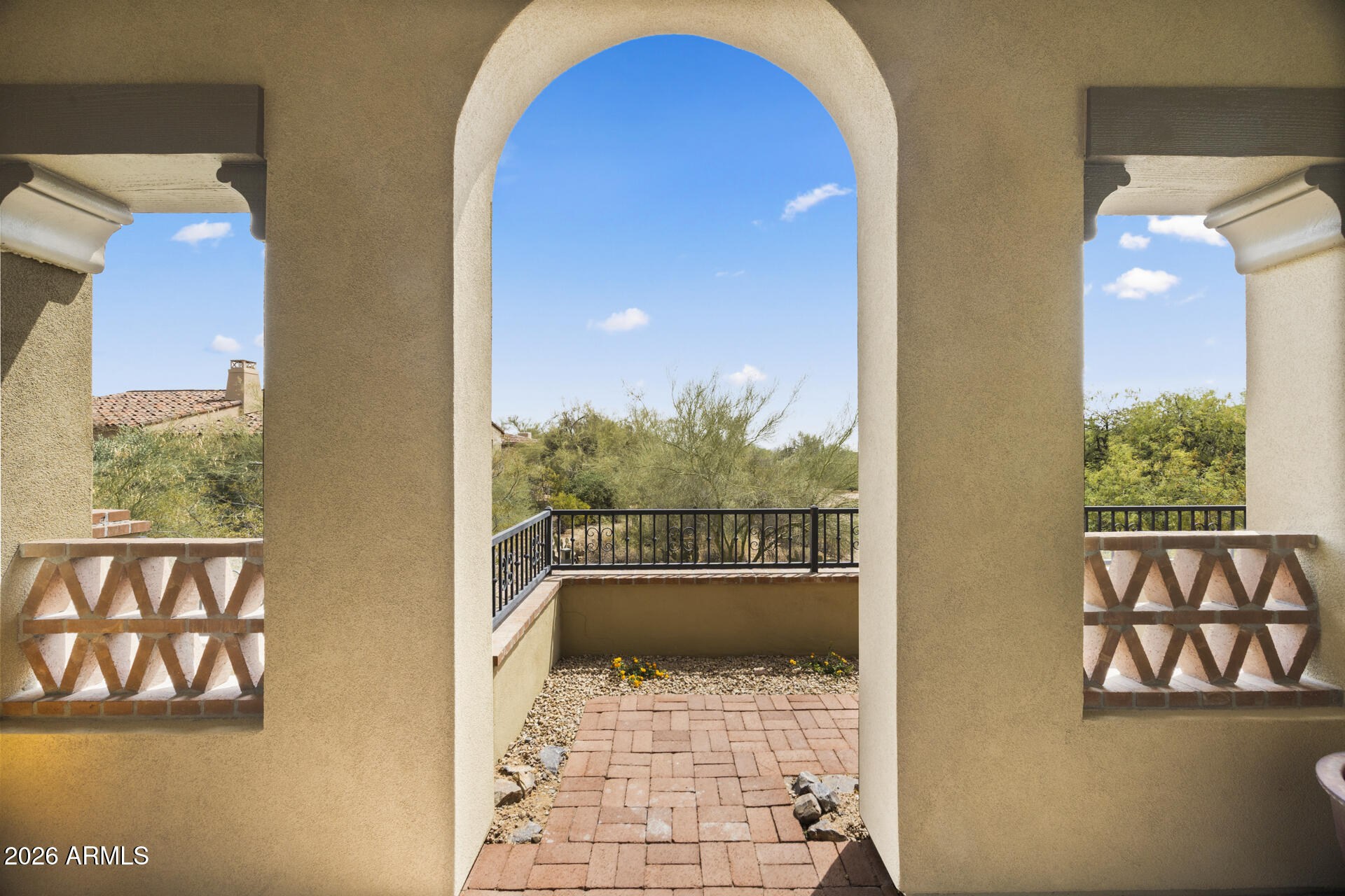 20704 N 90TH Place 1060