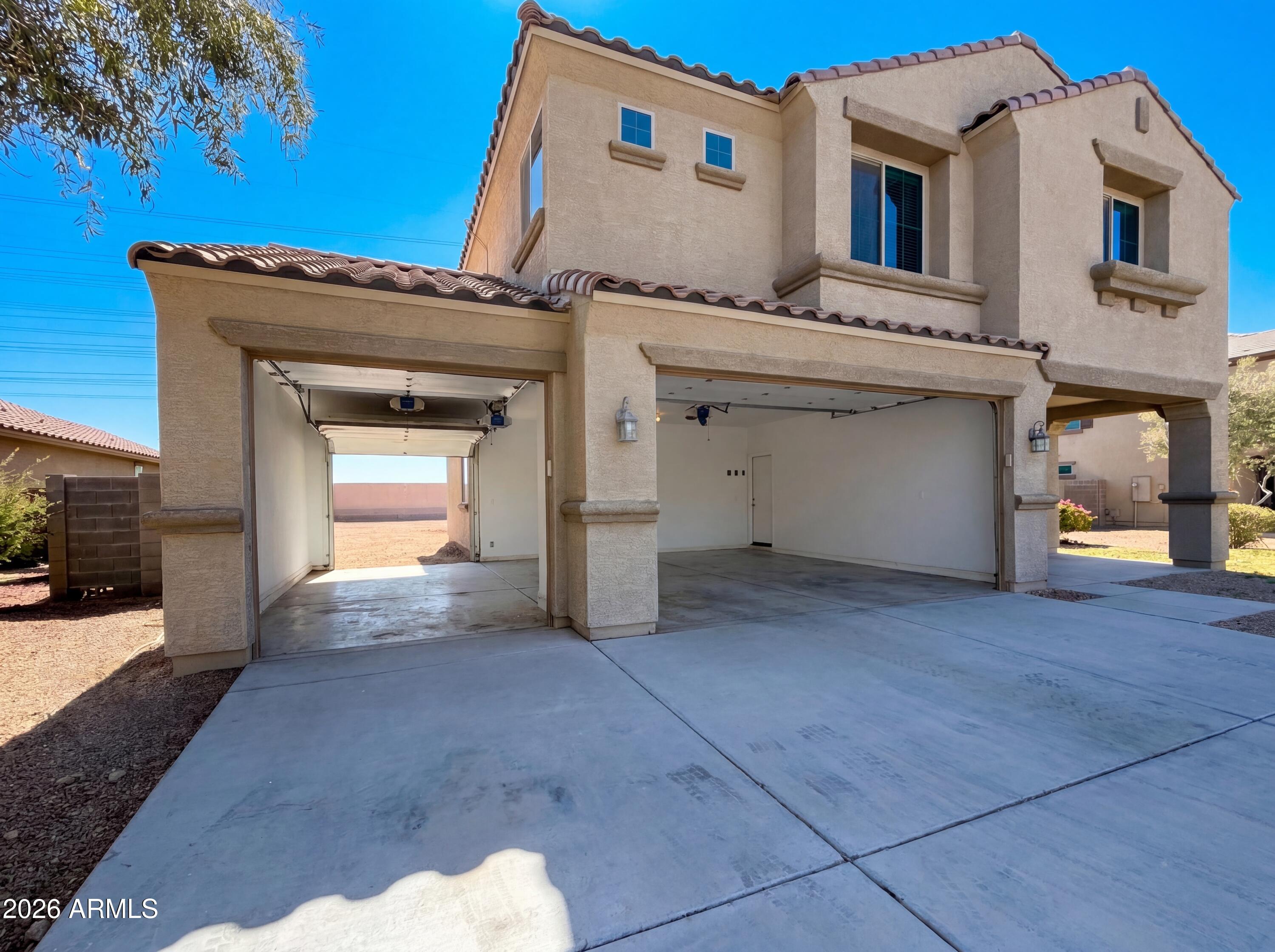 2909 S 121ST Drive