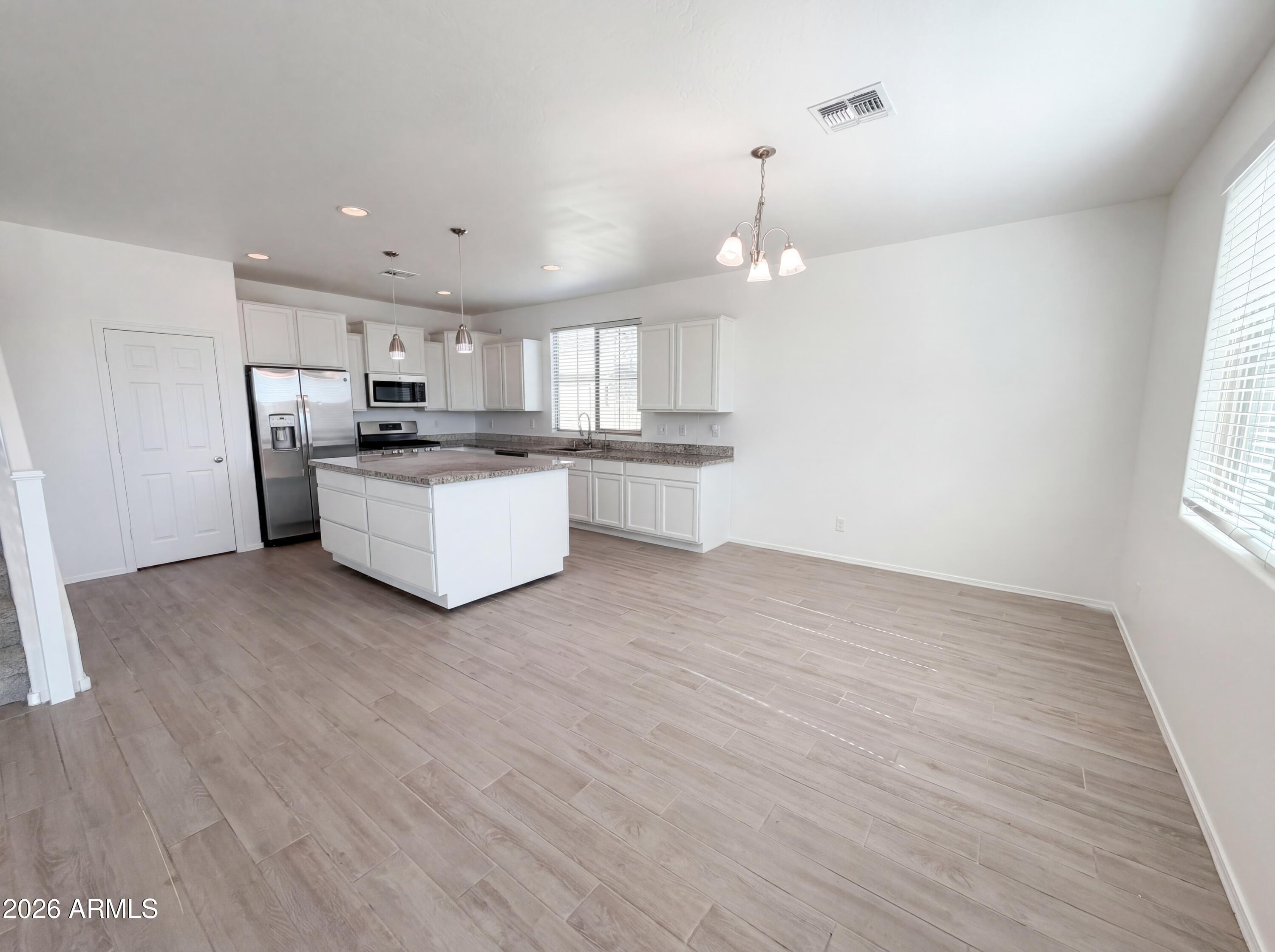 2909 S 121ST Drive