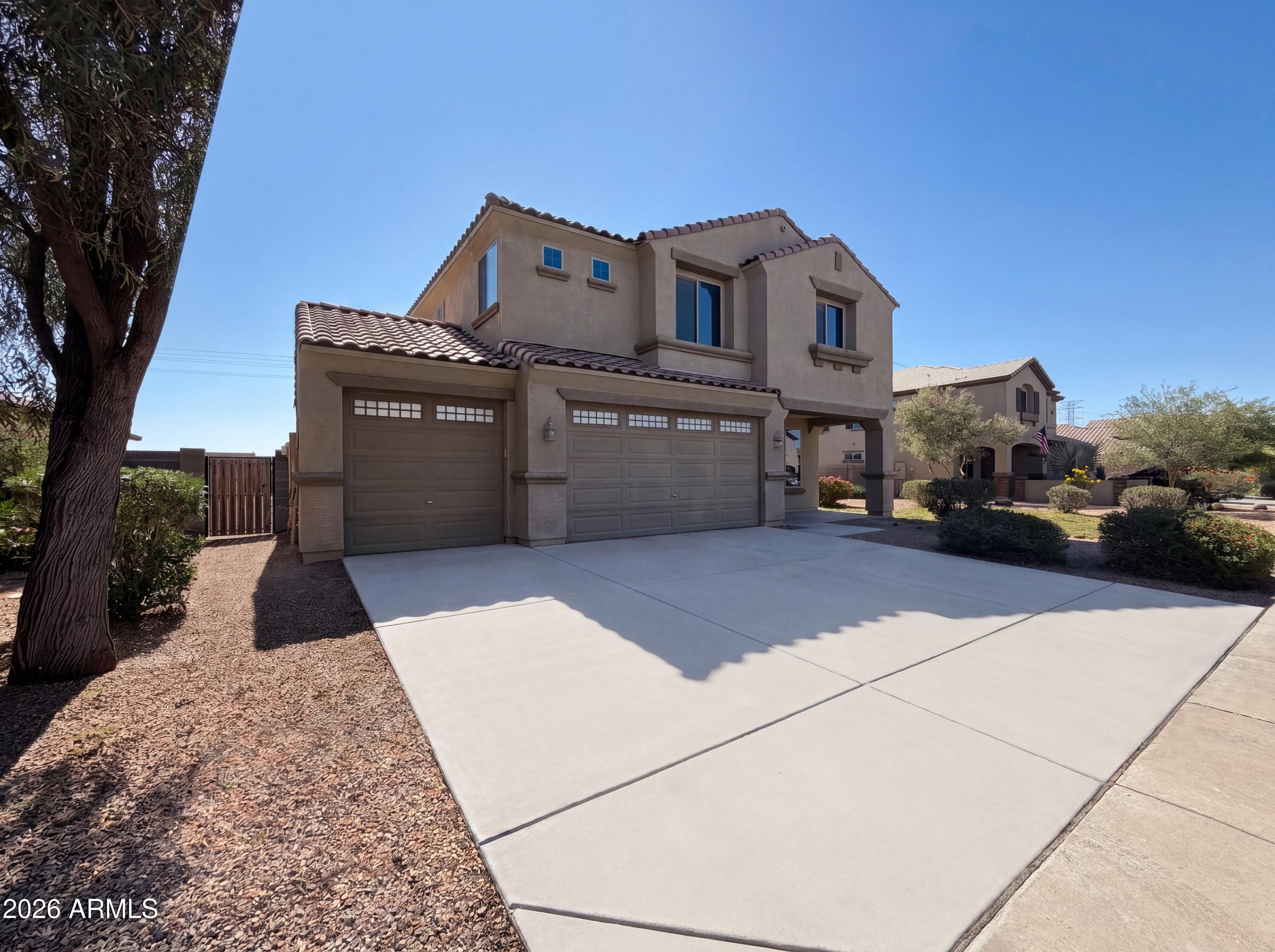 2909 S 121ST Drive