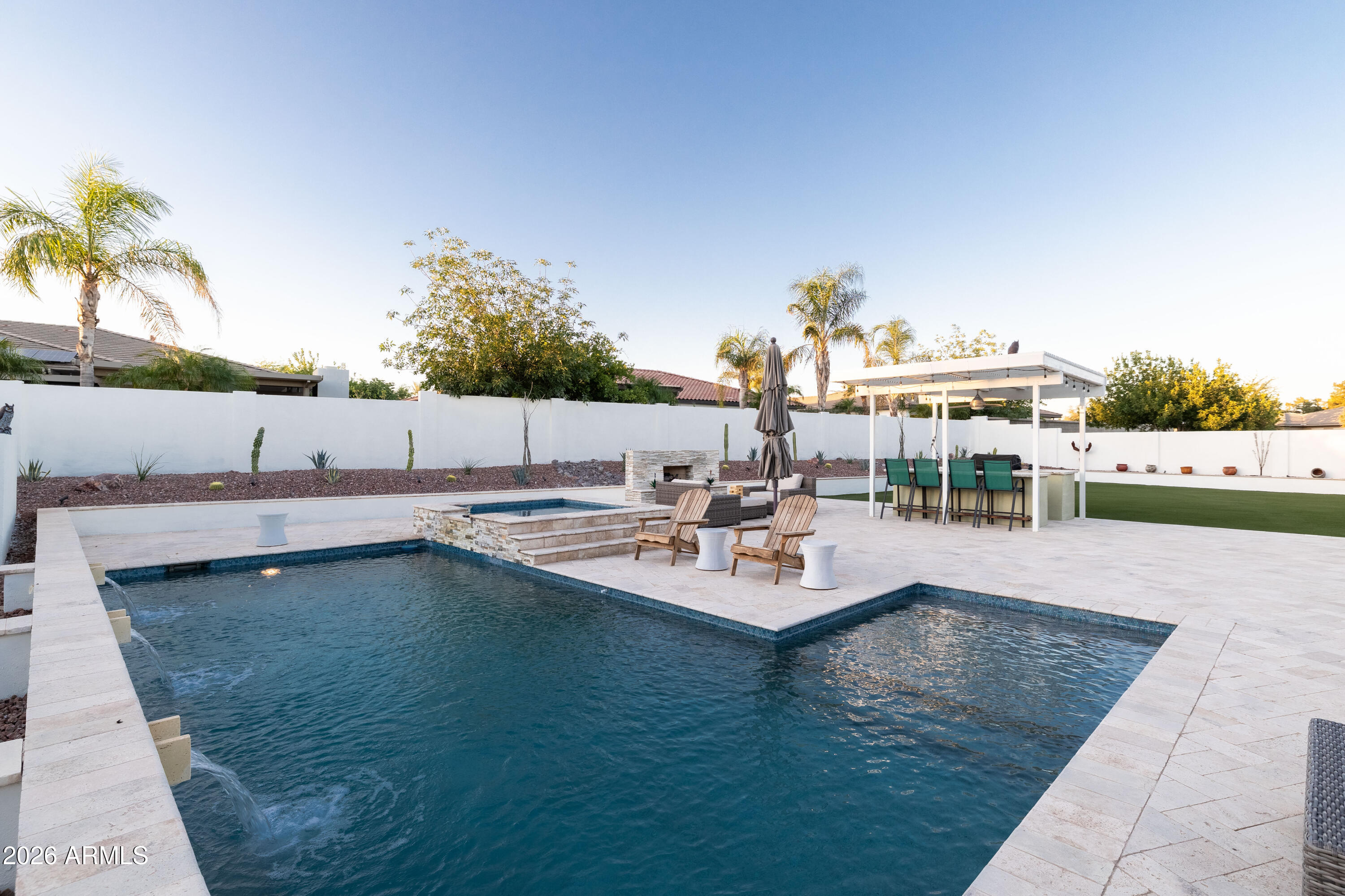 14542 W MOUNTAIN VIEW Drive